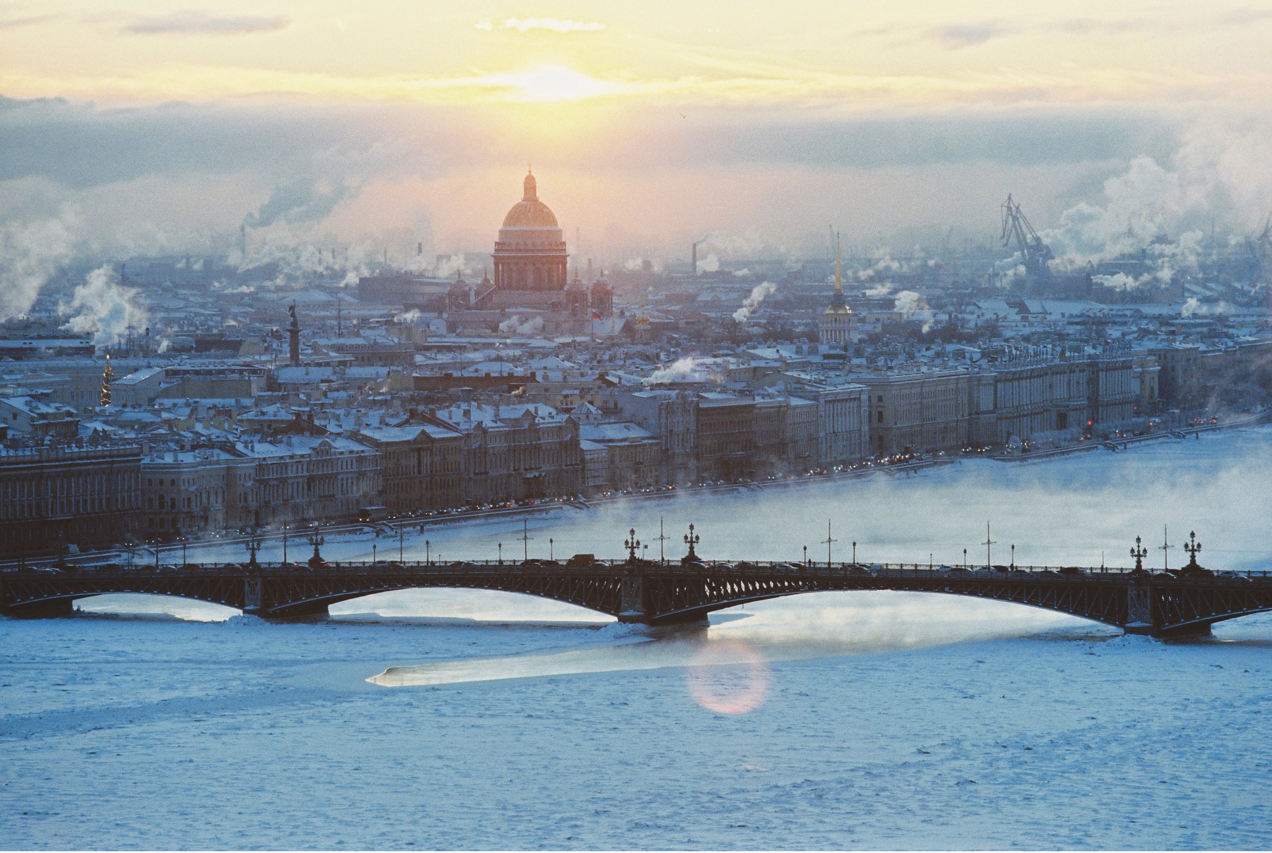 Фотографии цветные. Свадебный и семейный пленочный фотограф в Петербурге Истомина Ирина