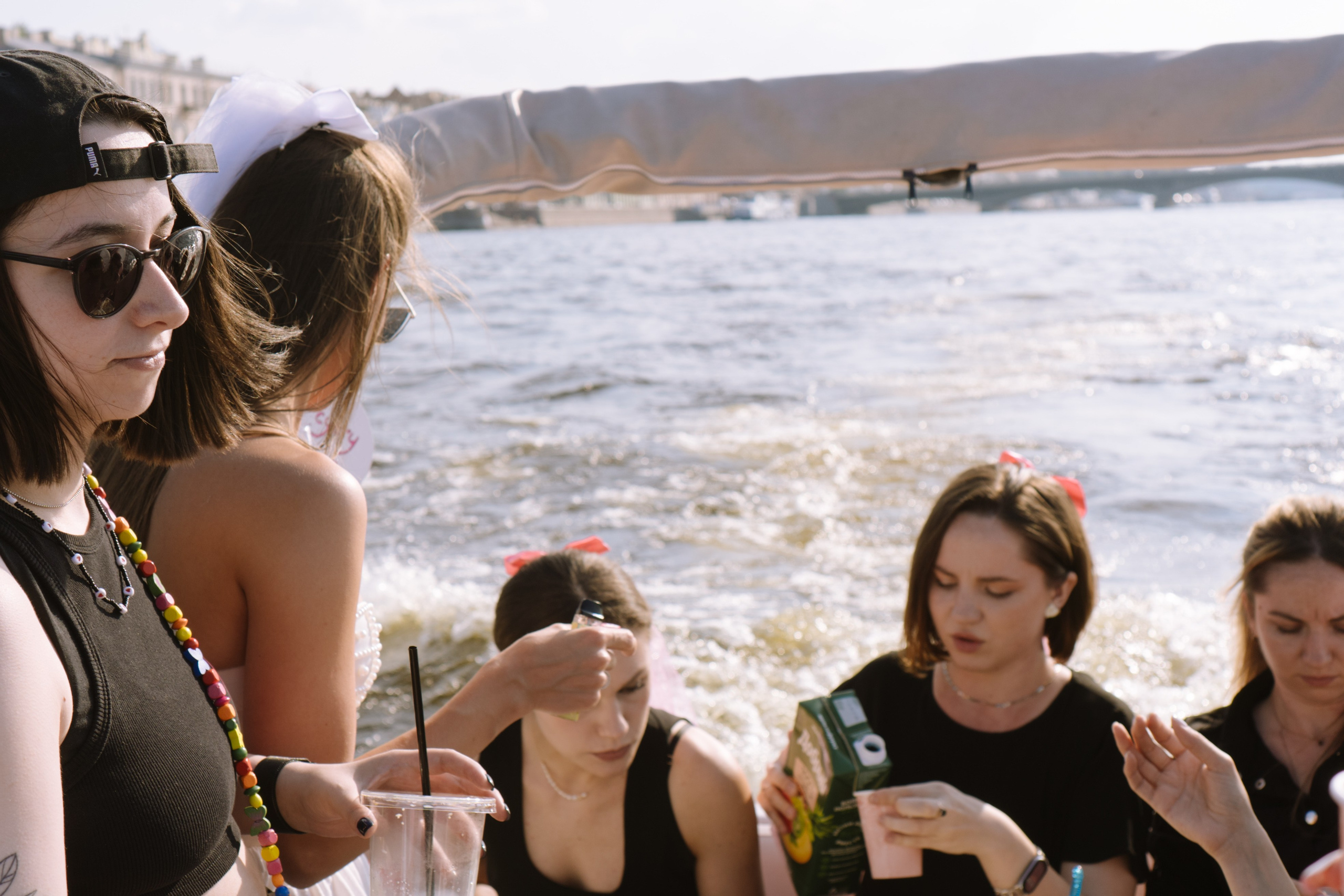 ДЕВИЧНИК НА КАТЕРЕ. Профессиональный фотограф, Санкт-Петербург — Виктория Богомолова