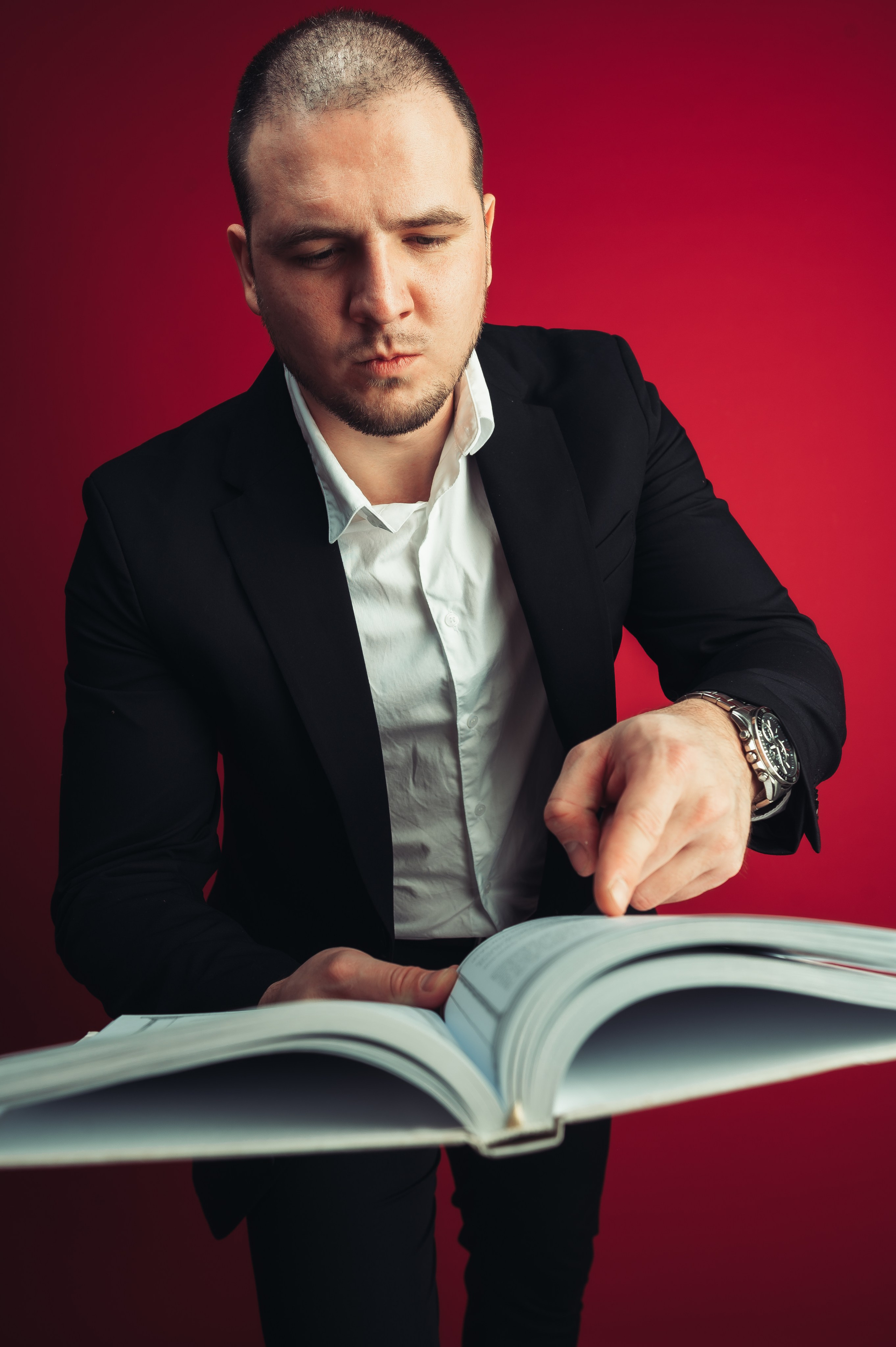 Никита Пустовалов — портретная съёмка. Иван Кубик — фотограф и видеограф