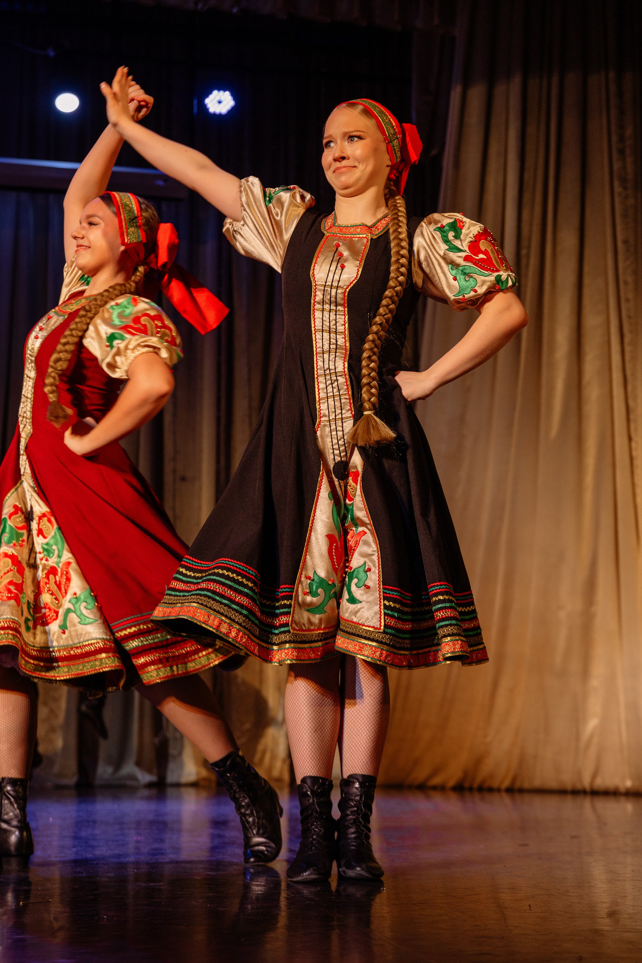 Сибирские узоры ДК Ефремова. Фотограф Юлия Мальцева