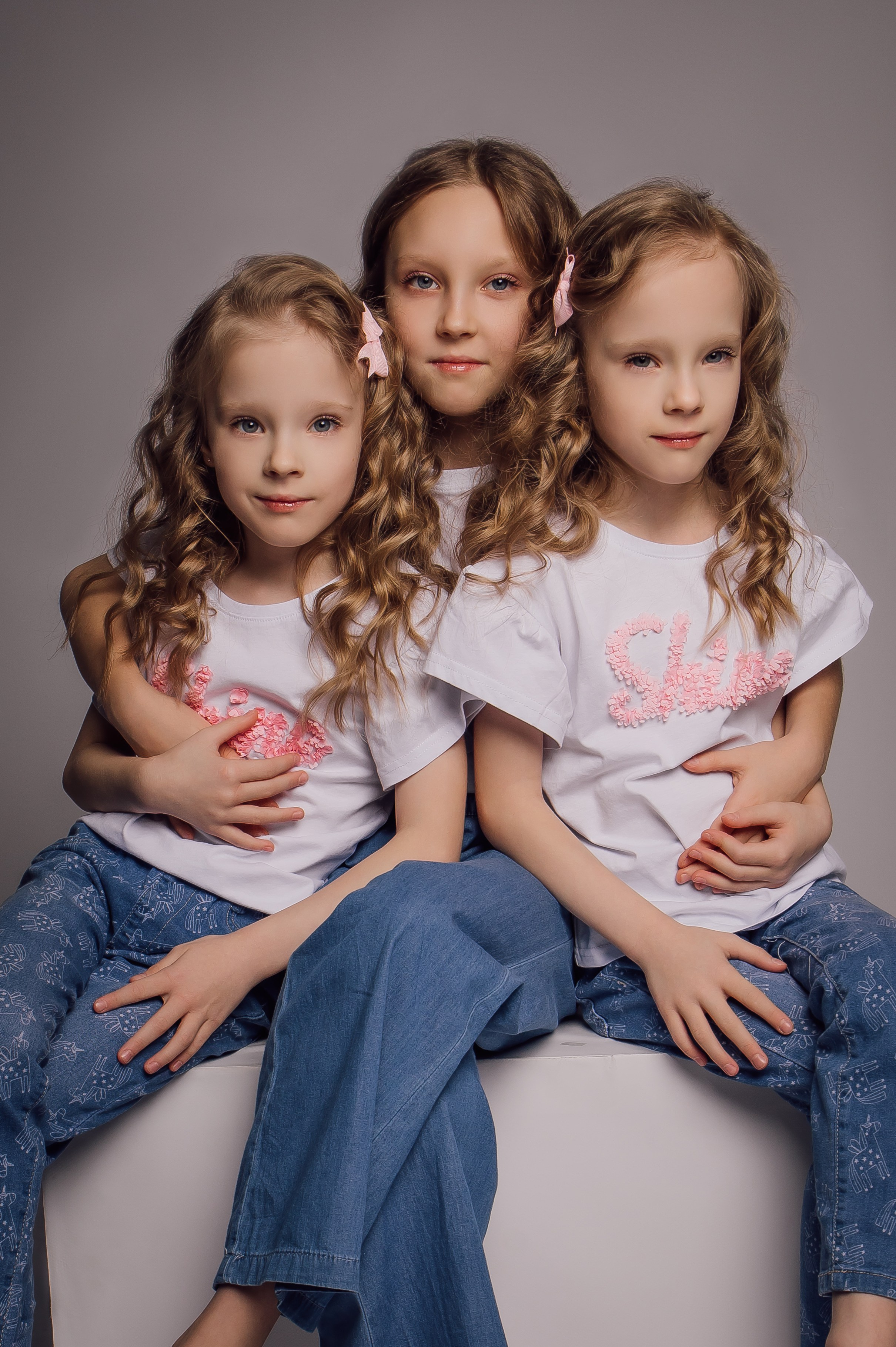 Валя, Вика, Вероника, Аня