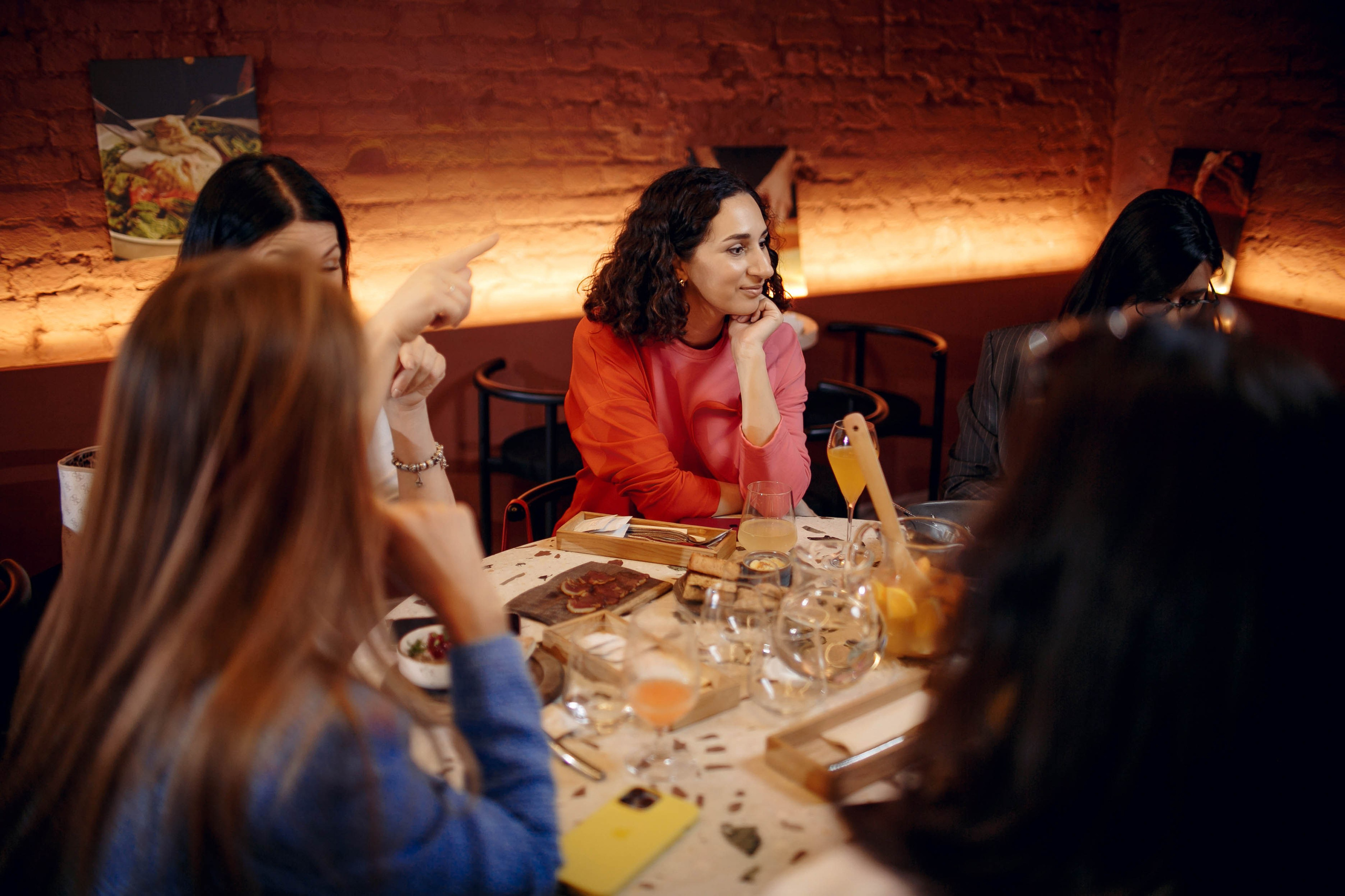 Встреча в «Союз писателей». Ваш репортажный фотограф Артемий Антонов