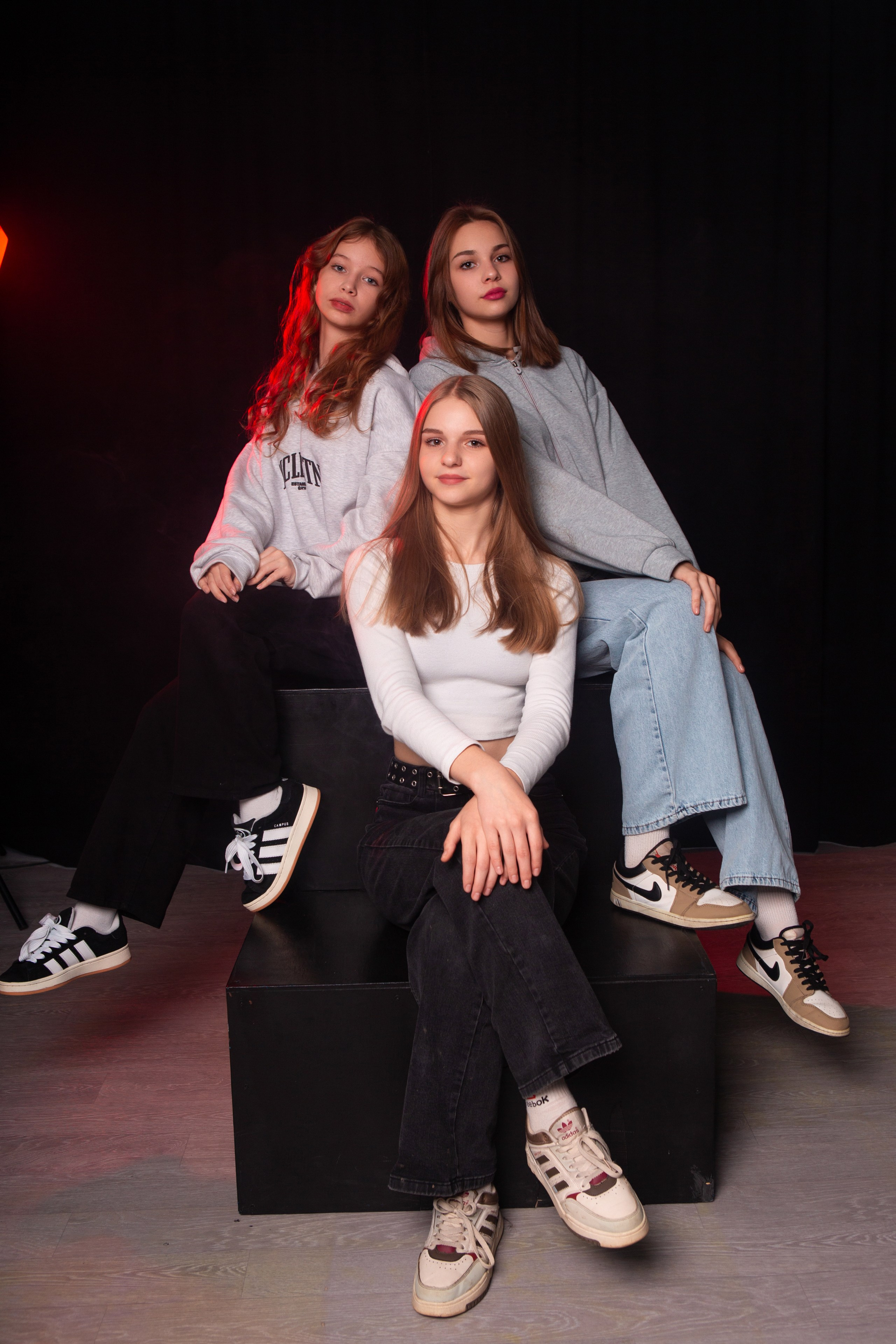 ФОТОСЕССИЯ С ЦВЕТНЫМ СВЕТОМ. ТВОЙ АЛЬБОМ / ТВОИ ПРАВИЛА