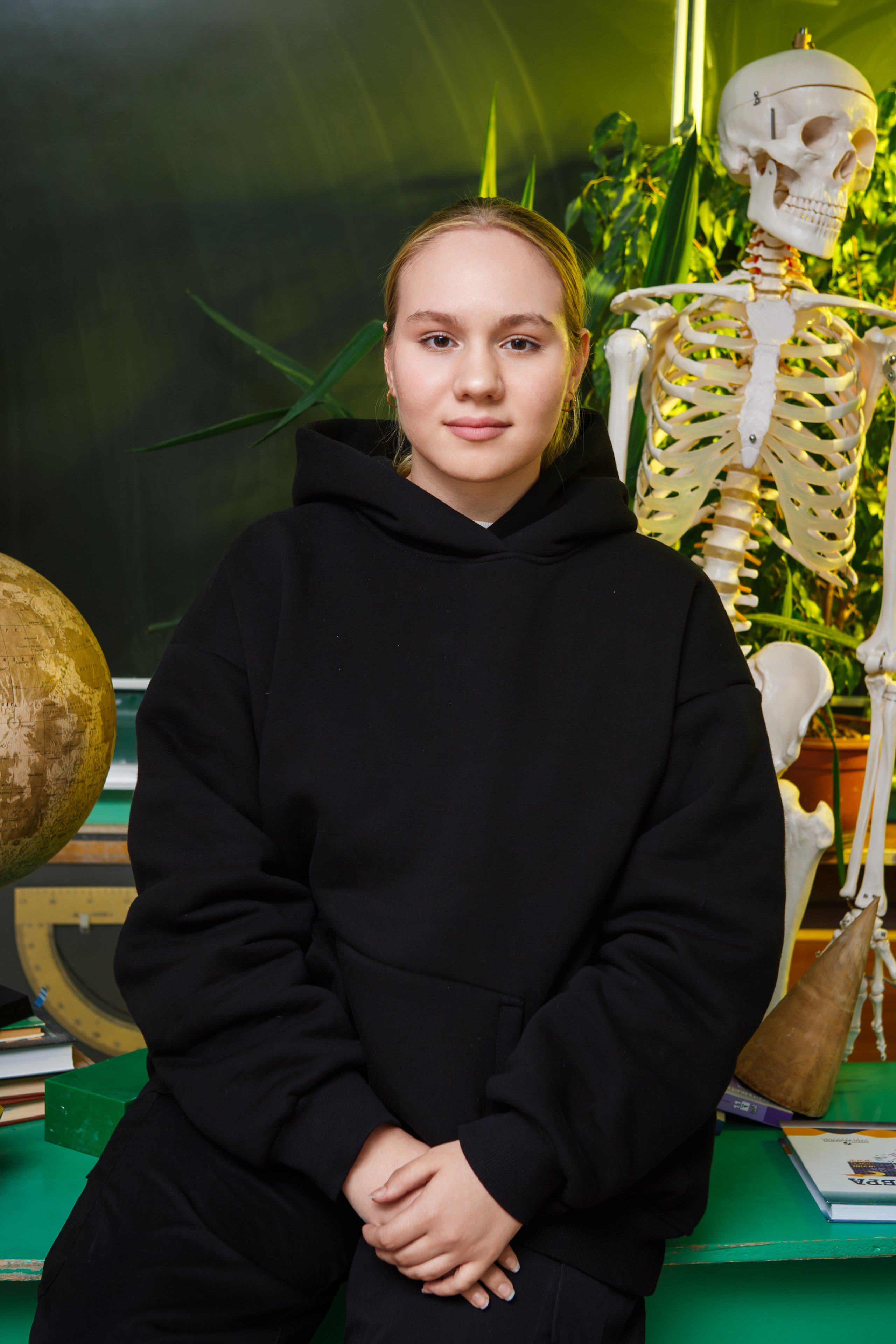 ПОРТРЕТНАЯ ФОТОСЕССИЯ В КЛАССЕ ДЛЯ 9 КЛАССОВ. ТВОЙ АЛЬБОМ / ТВОИ ПРАВИЛА