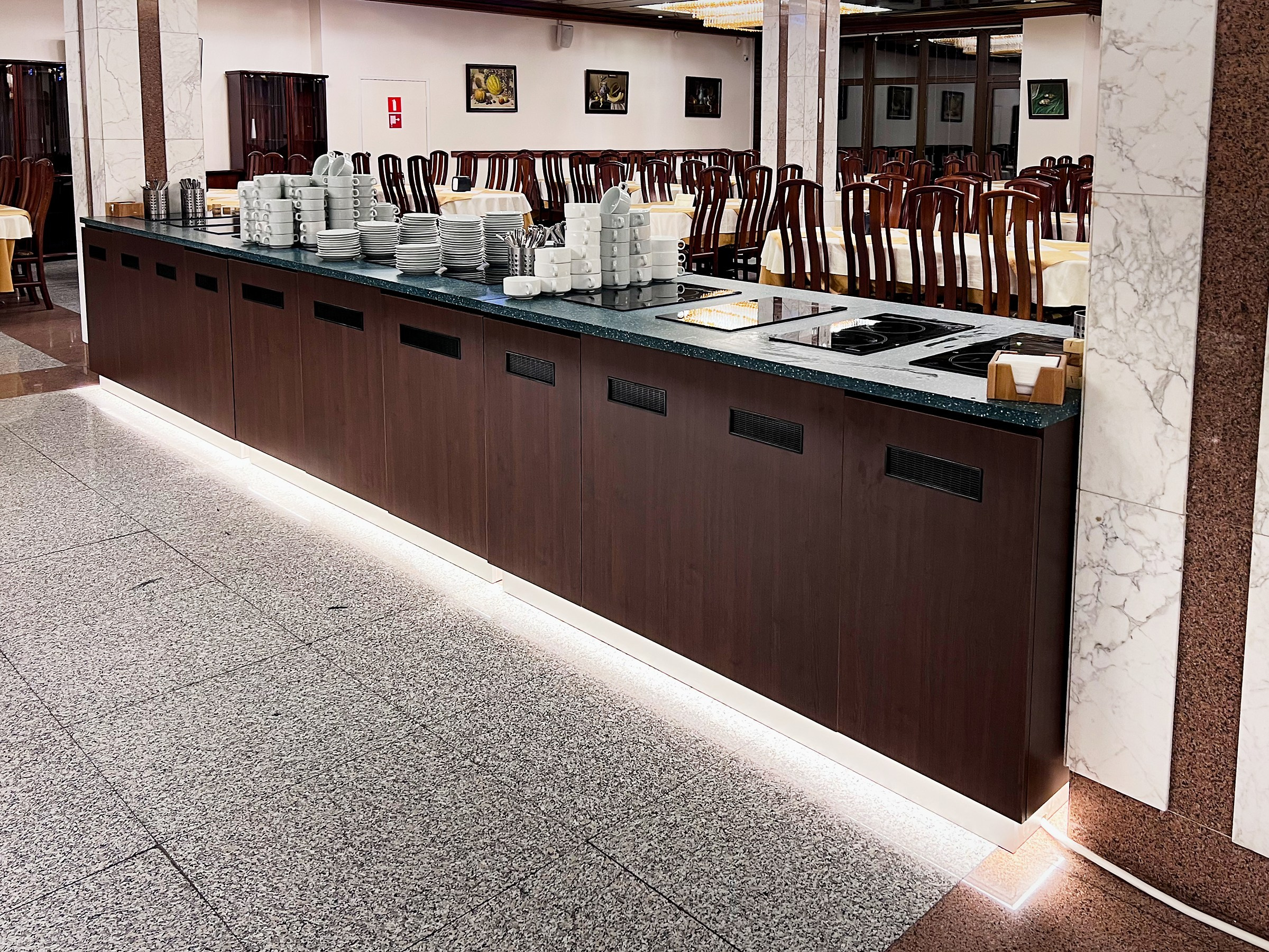 Шведская линия раздачи от производителя. Мебель для бизнеса: Блог о торговом оборудовании на заказ в Москве