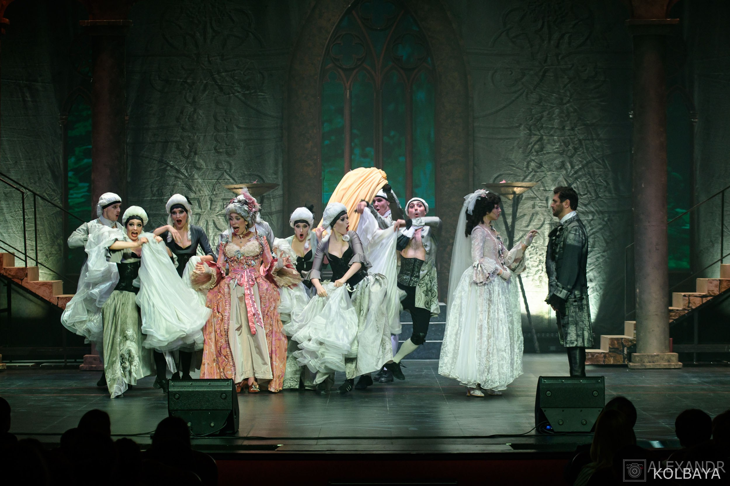 Опасные связи. Концертный и театральный репортажный фотограф в Москве Александр Колбая