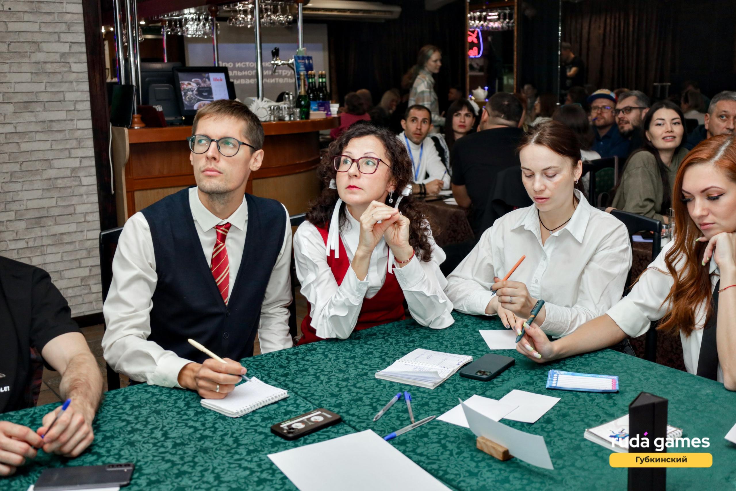 1 сентября. Фотограф в Губкинском | Александра Артамонова