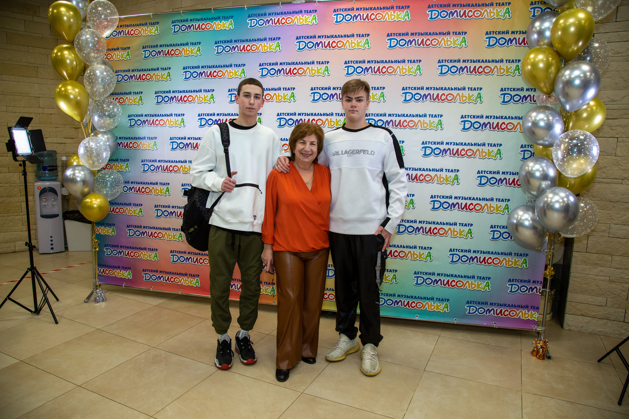 Репортажная съёмка для Домисольки на новый год. «Студия DRONAVT`s» — видеосъёмка и фотография г. Москва