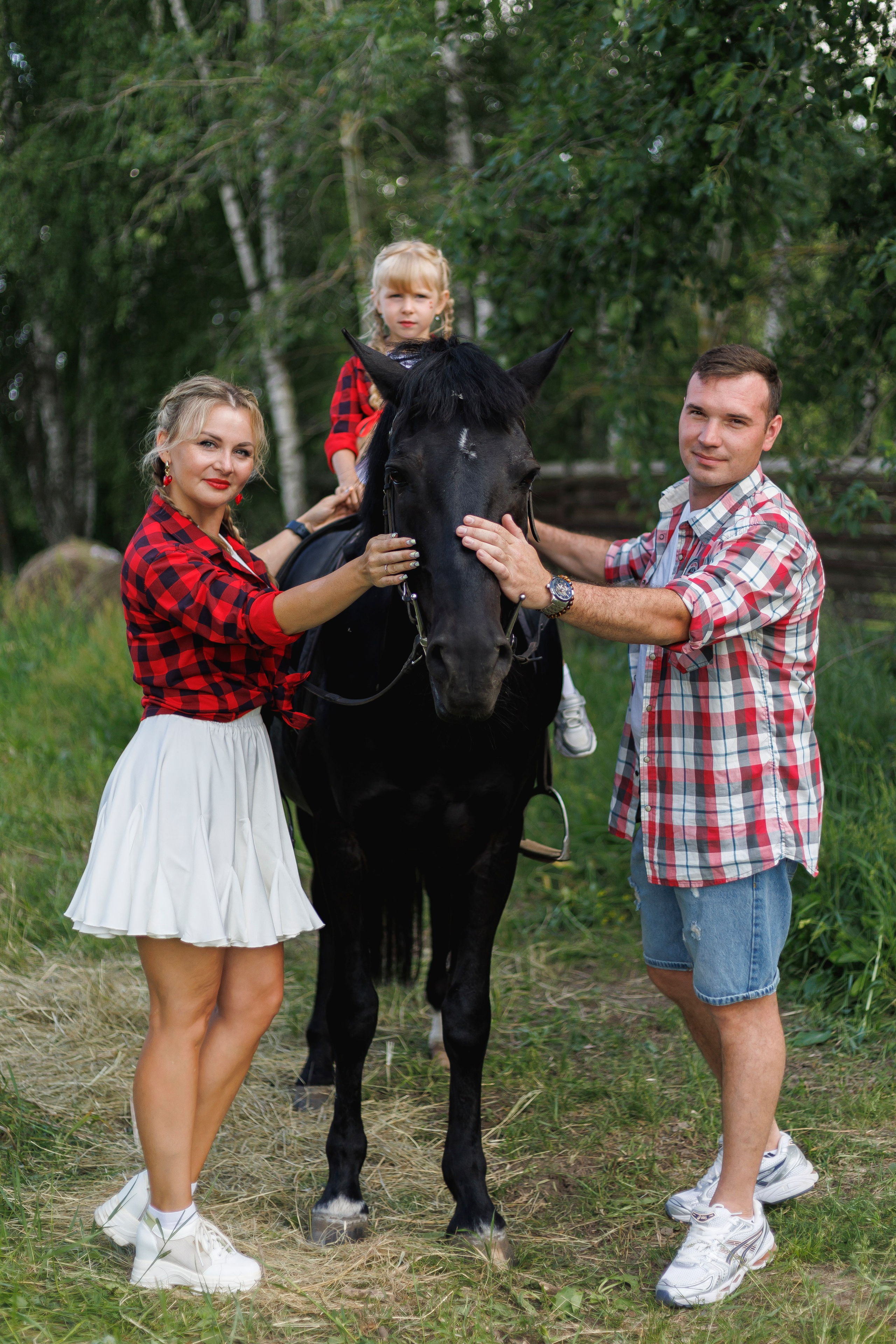 Семейная прогулка с лошадкой. Семейный и детский фотограф в Рязани Васюгова Мария