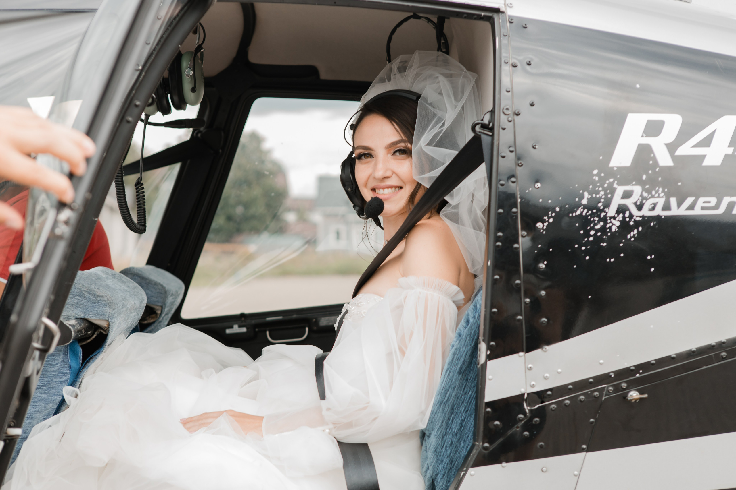 Свадебная фотосессия Сергея и Татьяны. Наша свадебная сказка. Видеосъемка и фотосъемка свадеб. Фотограф и оператор на свадьбу. Видеосъемка подкастов, собственная видео-фотостудии. Предметная фотосъемка