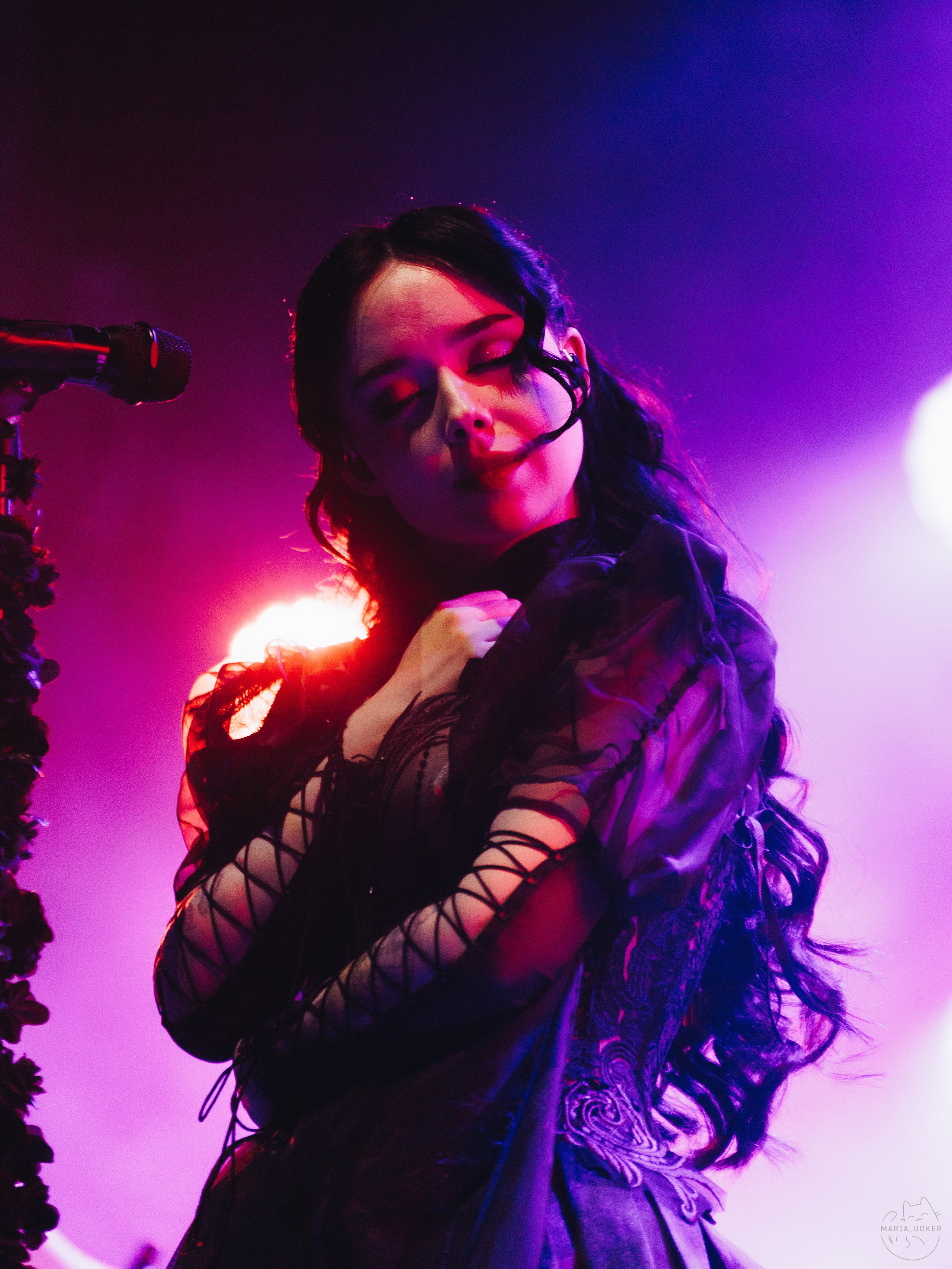 POLNALYUBVI В КЛУБЕ BASE 02.03.24. Концертный и репортажный фотограф в Москве и Санкт-Петербурге Мария