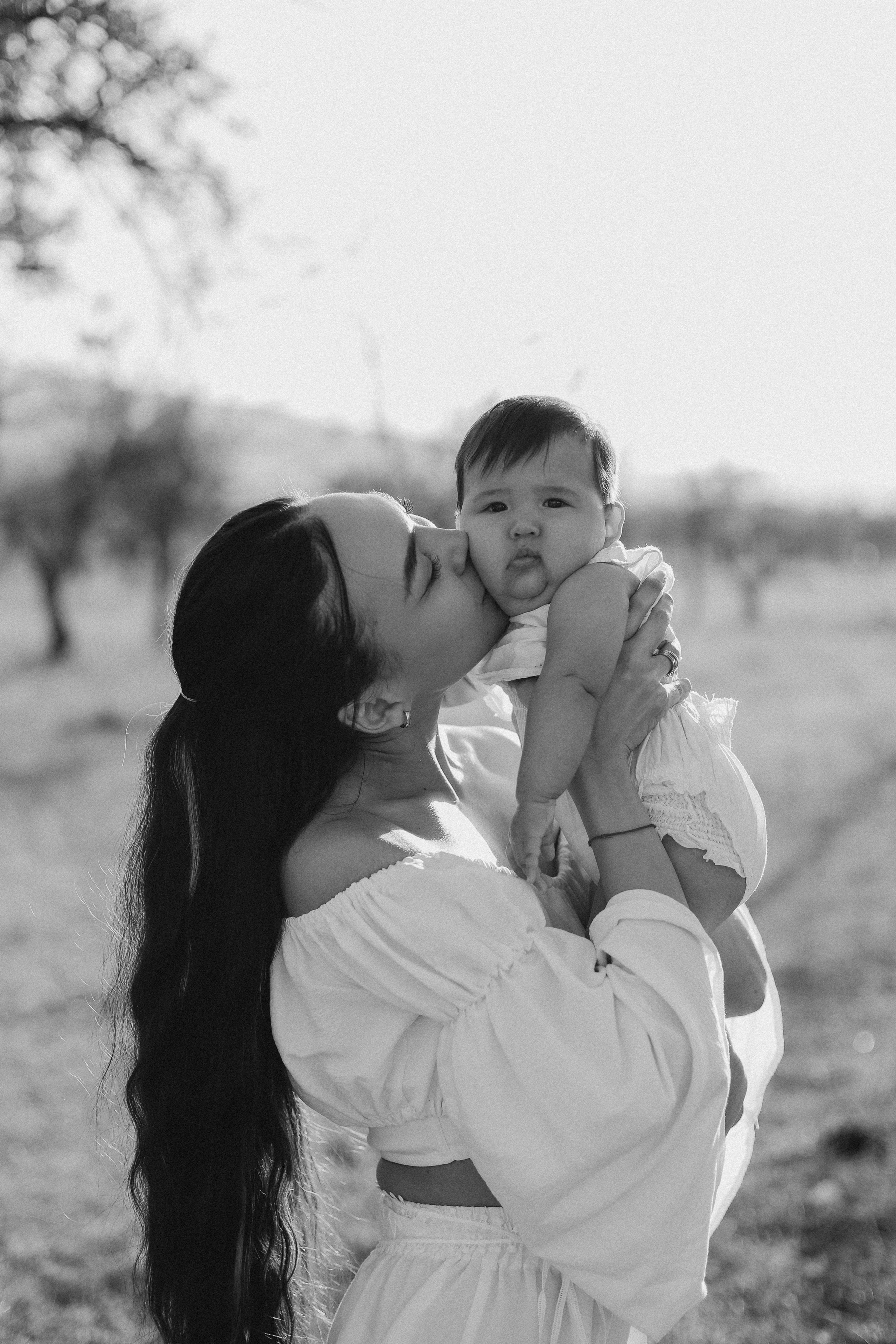 На закате. Фотограф в Алматы и Москве Даша Пушкина