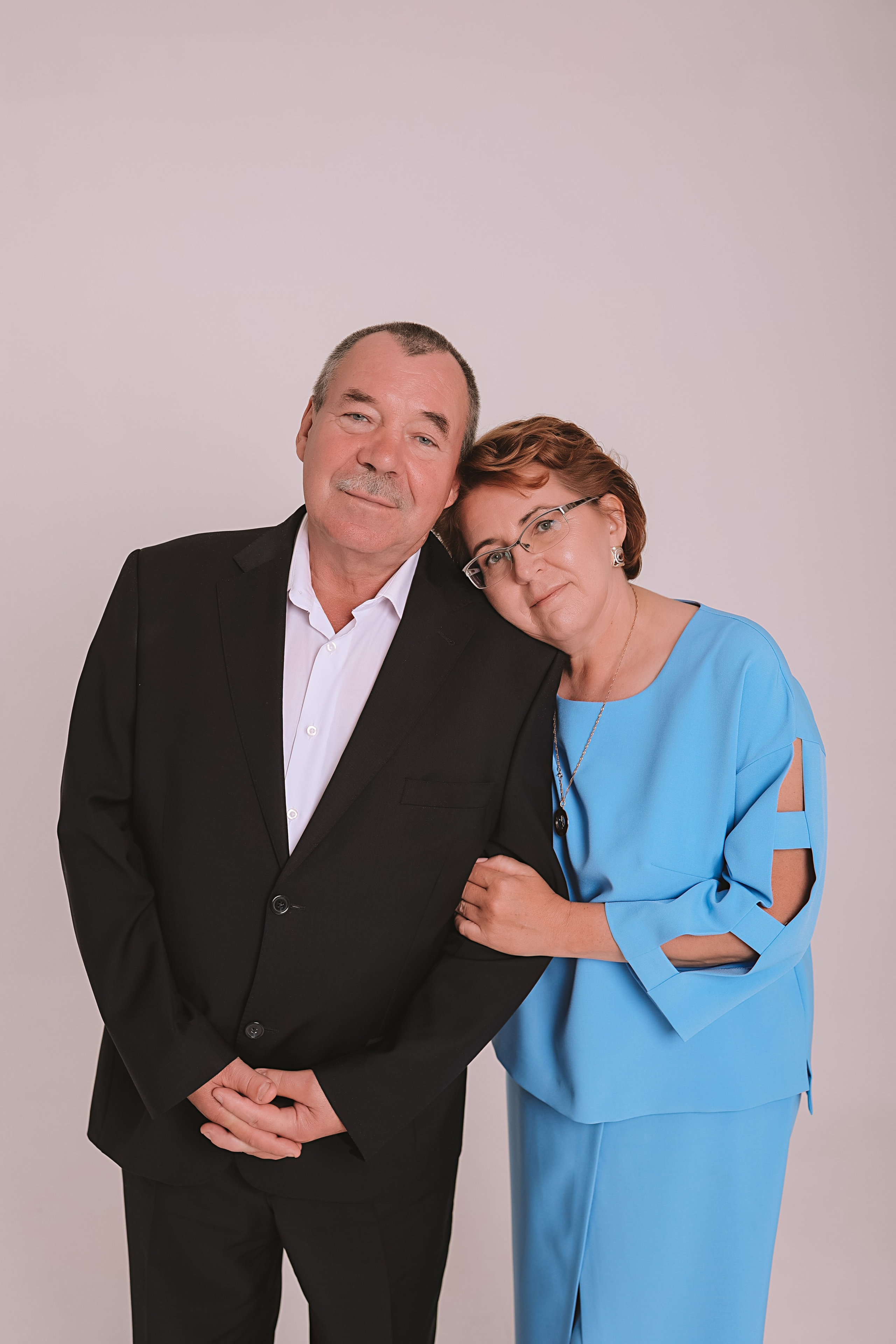 Айвазовский и парк дружбы народов. Семейный фотограф Тюмень, фотограф на роды Салмина Мария