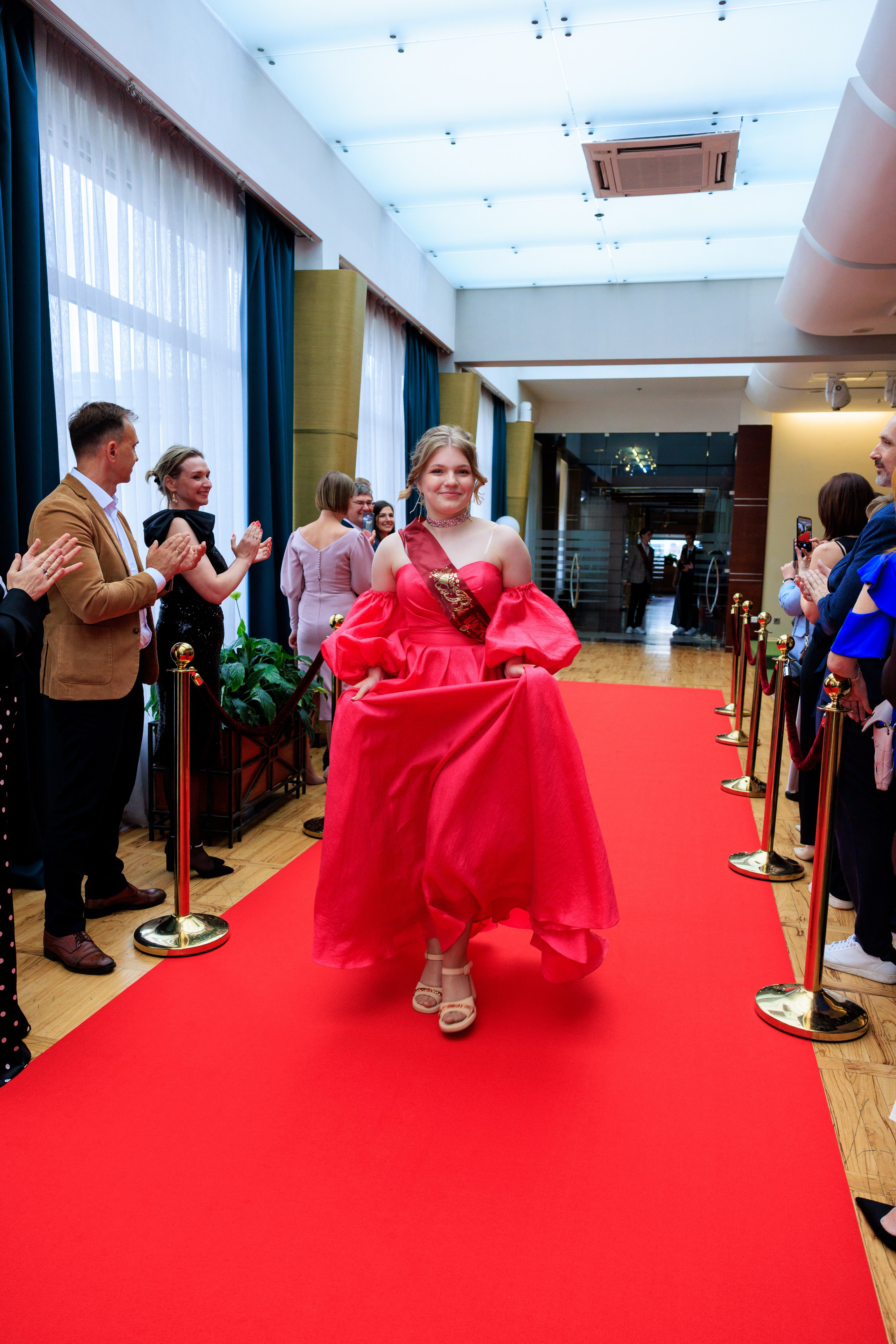 Выпускной лицея 244. Фотограф Александр Заломаев