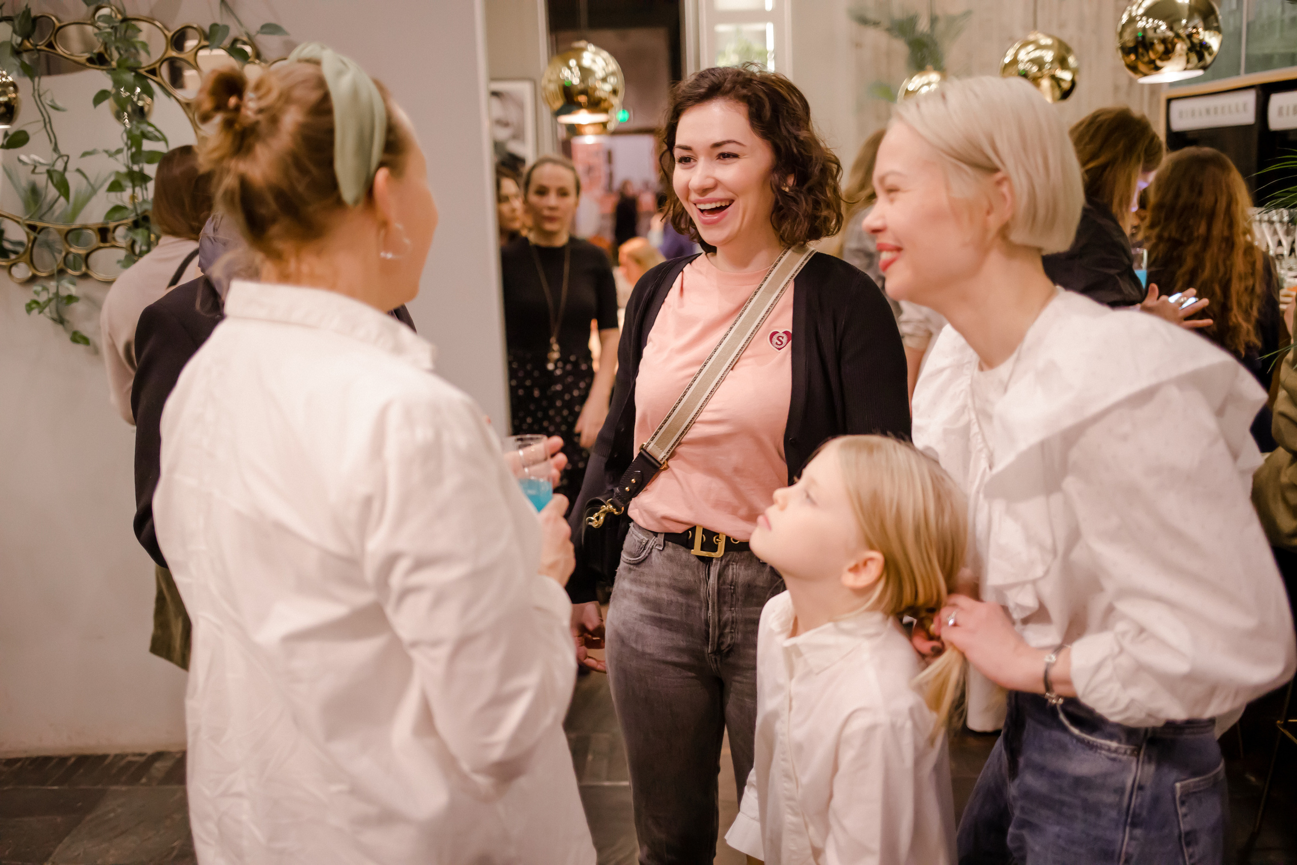 Pandora, Ribambelle, Час Земли. Алексей Дьяков. Photo • Video • Event