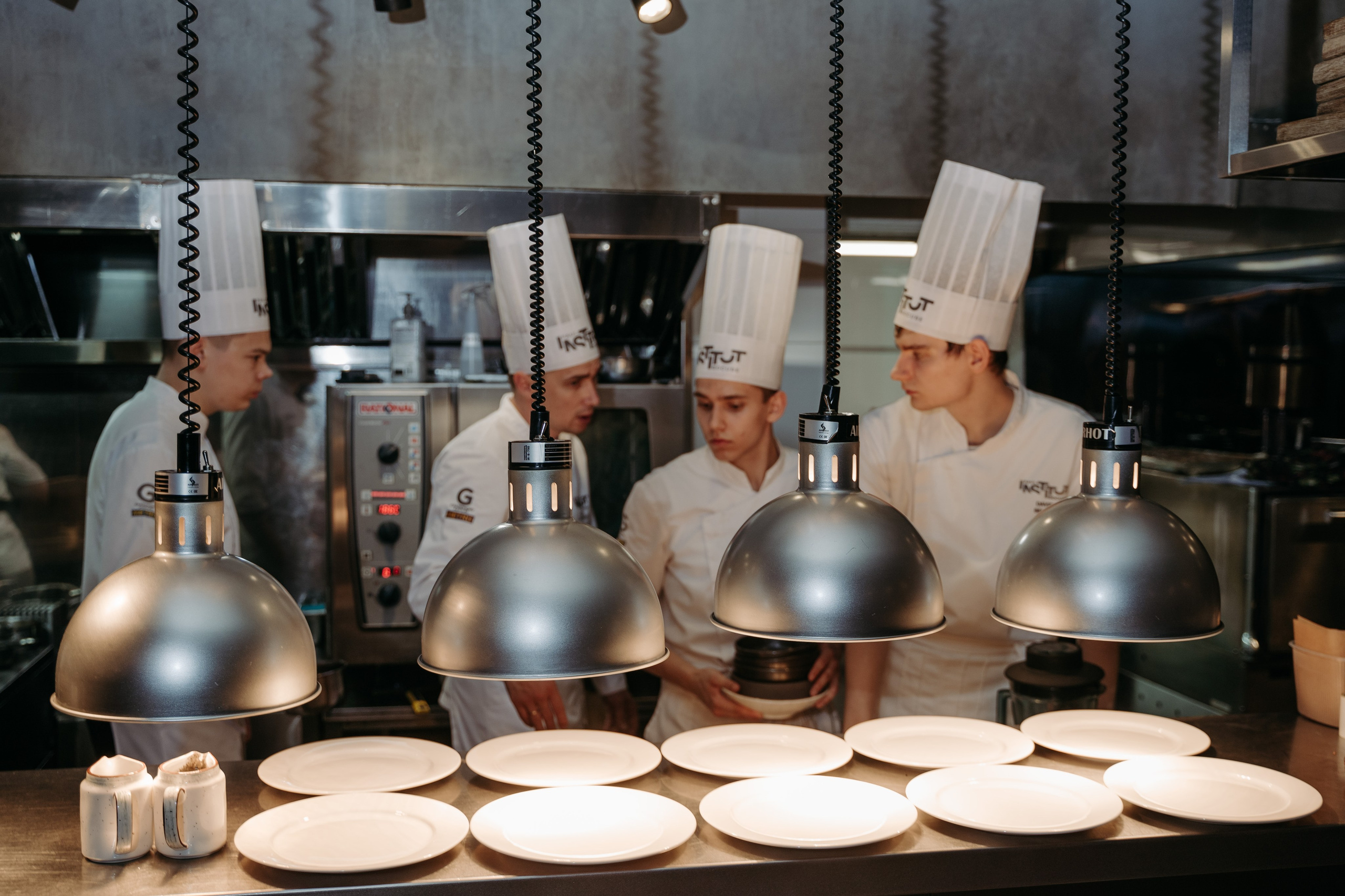 Открытый ужин с Mishlen Шеф Поварами. Репортажный и свадебный фотограф в Москве Рая Небогатова