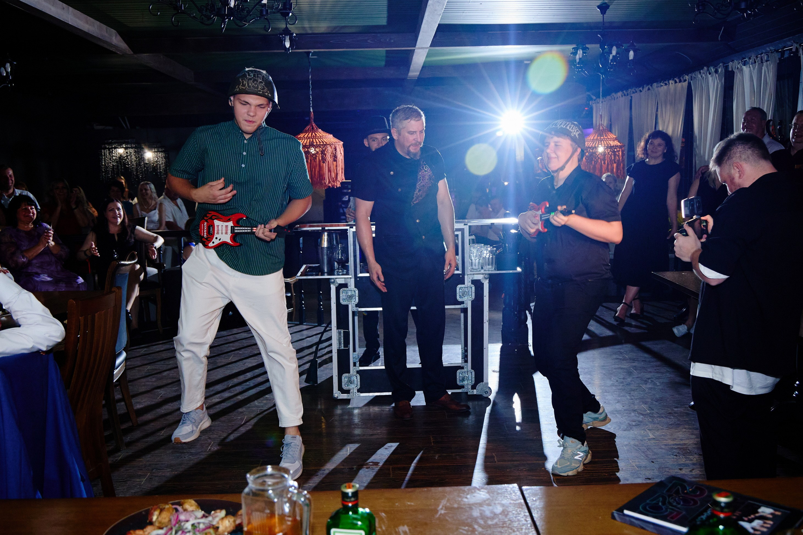 Выпускной 35 Сош. Фотограф Выпускные альбомы Таганрог Сергей Коробченко