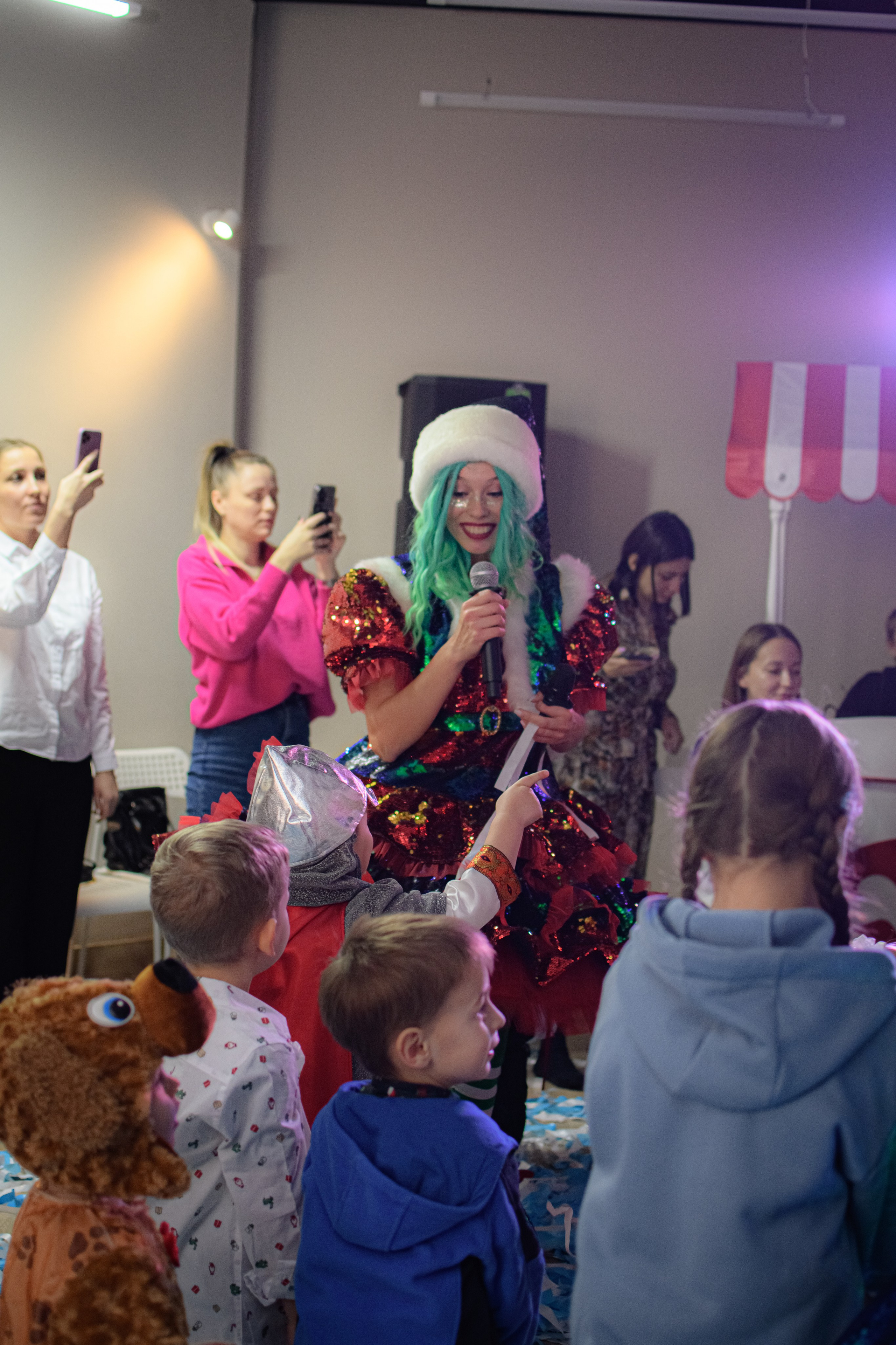 HAPPY NEW YEAR. Photokarish