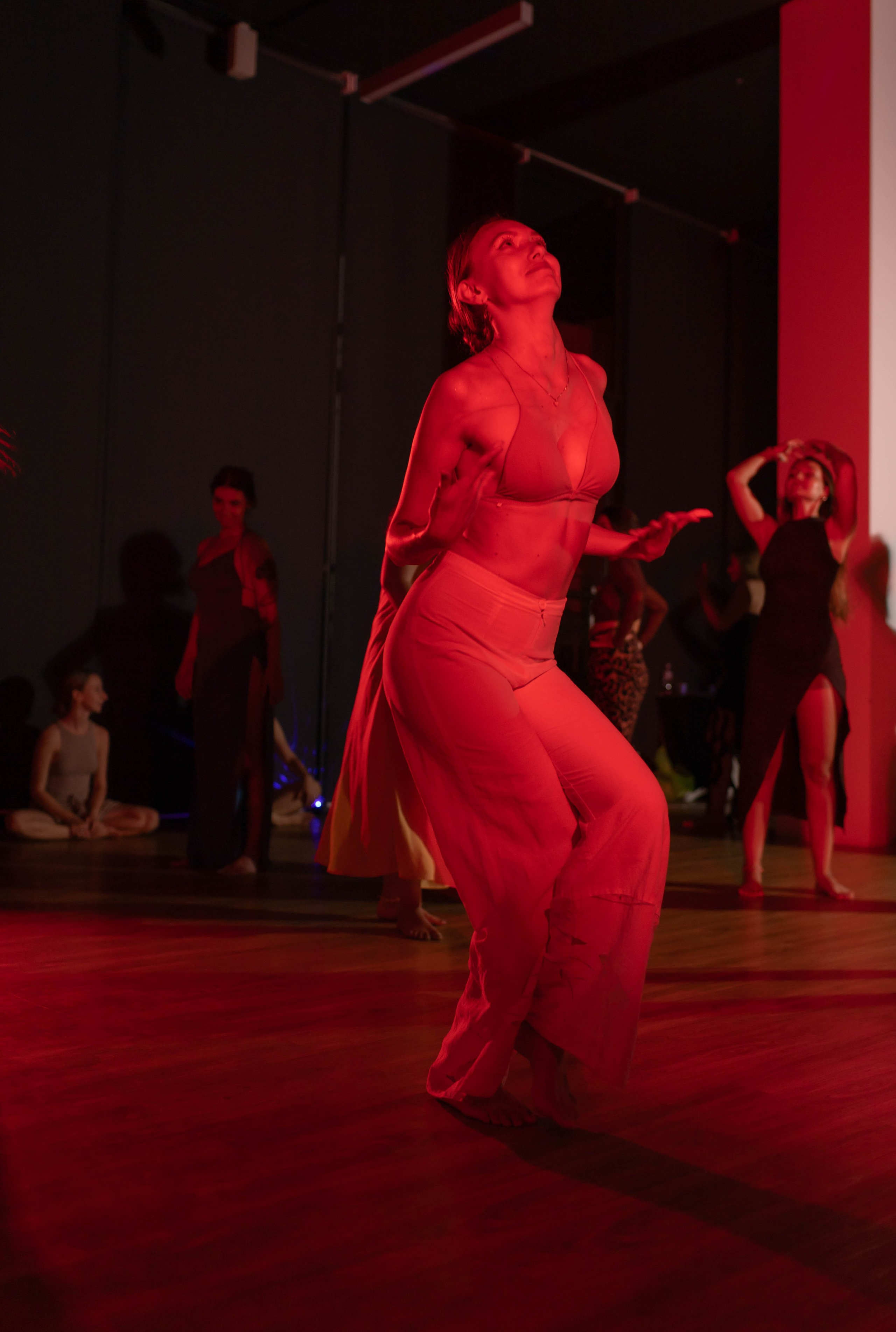 Dance party from Dasha. Lyric photographer