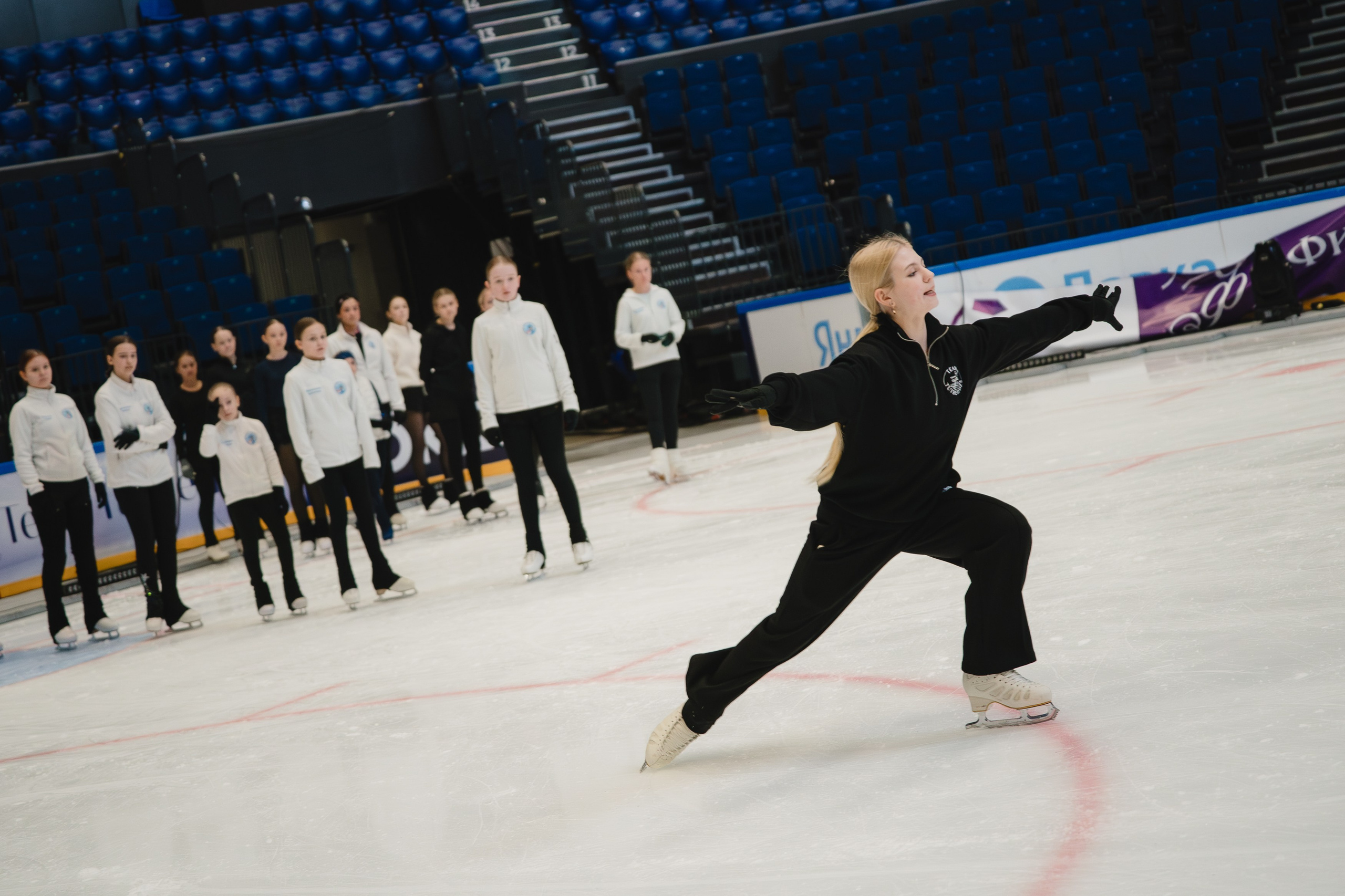 Мастер-класс Александры Трусовой (10-00). Воробьева Ксения — Спортивный и танцевальный фотограф Новосибирск
