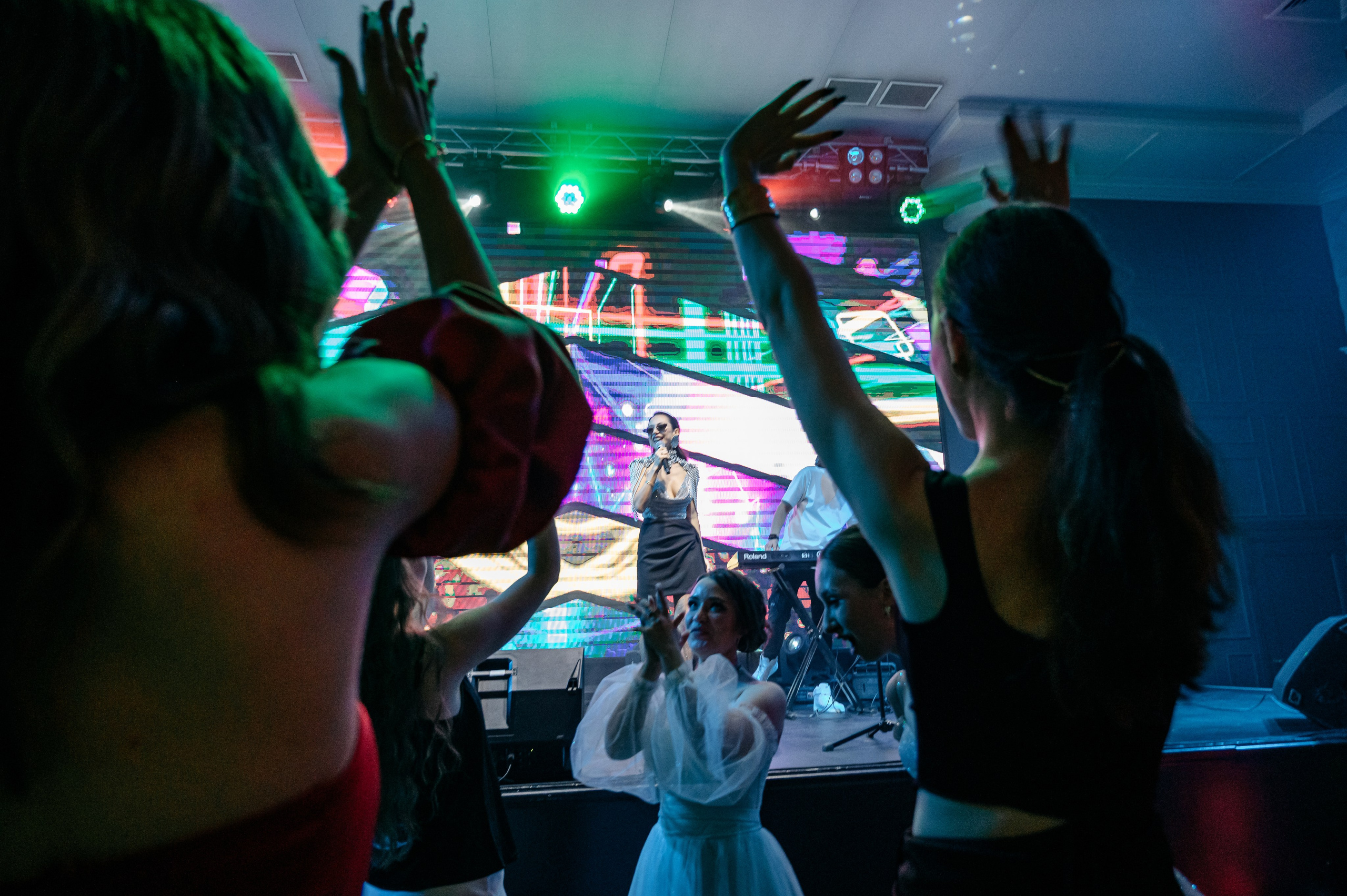 Выпускной. Школа № 54. Кедр Холл. Фотограф Владивосток. Игорь Кирсанов