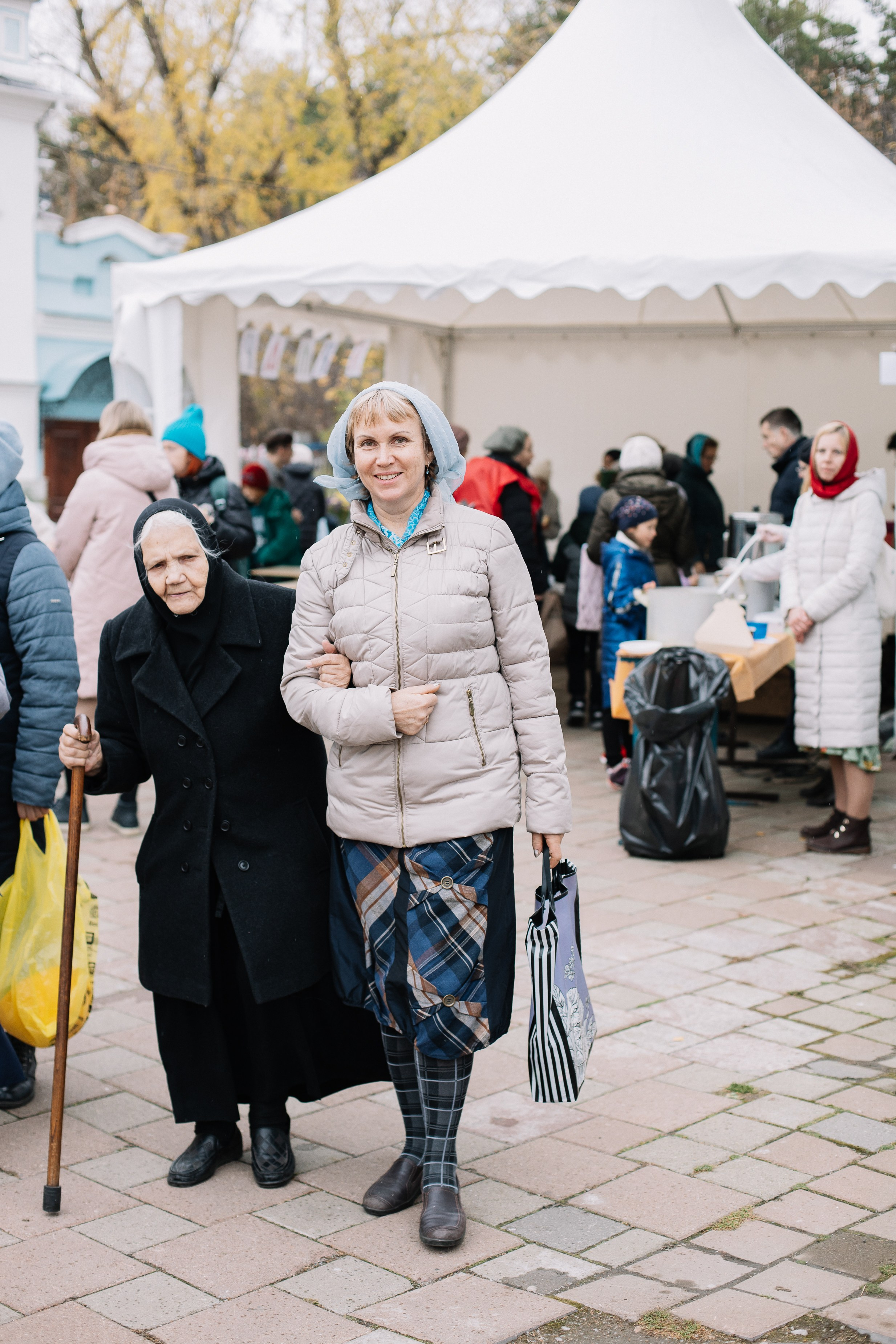 Покров в храме Иоанна Предтечи. Семейный фотограф Трусова Евгения в Екатеринбурге