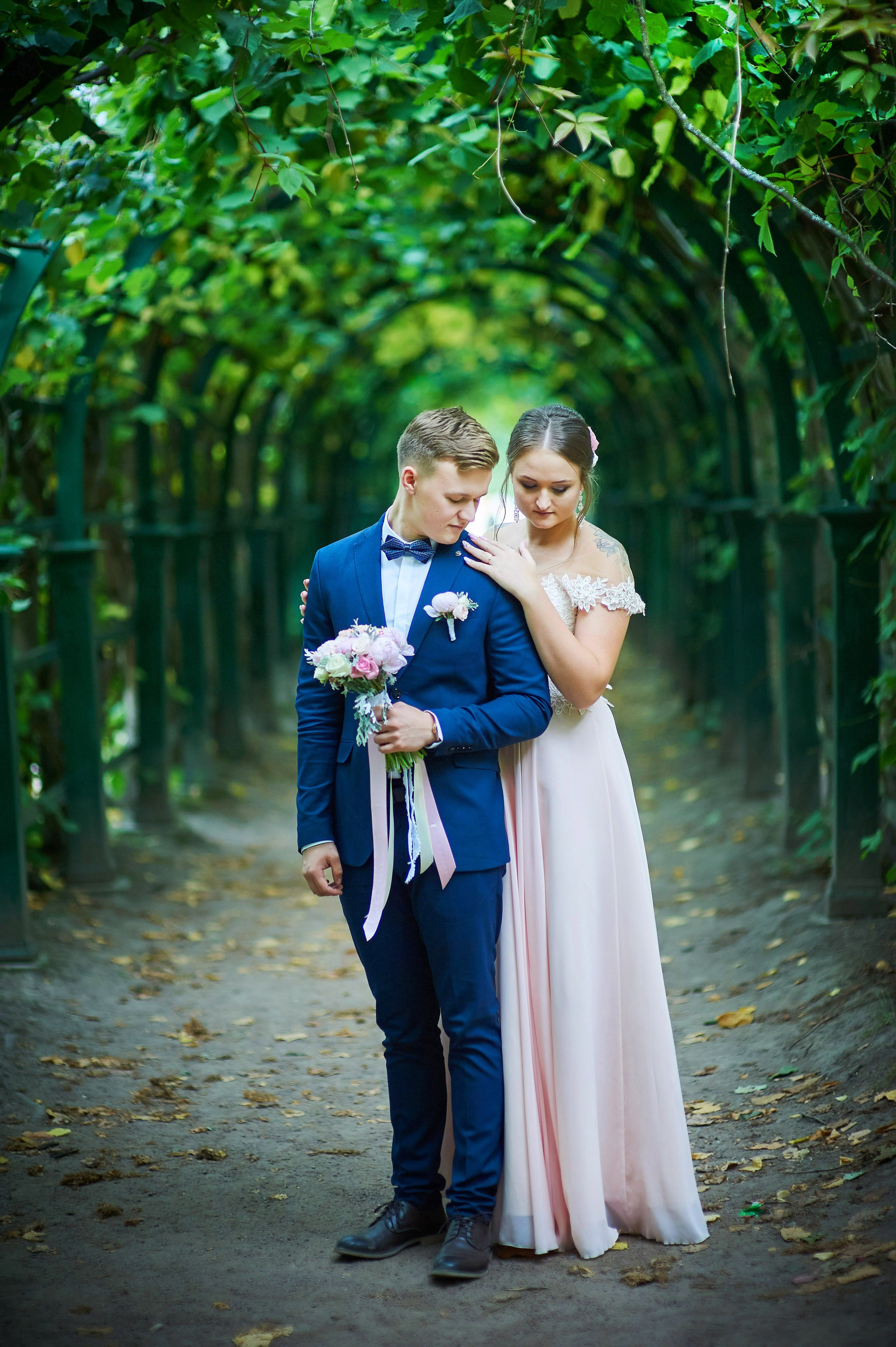 Ульяна и Дмитрий (свадебная прогулка в Сестрорецке под дождем, , фотосессия в верхнем парке Петергофа). Портретный, семейный и свадебный фотограф в Санкт-Петербурге и в Пушкине Ширяев Денис