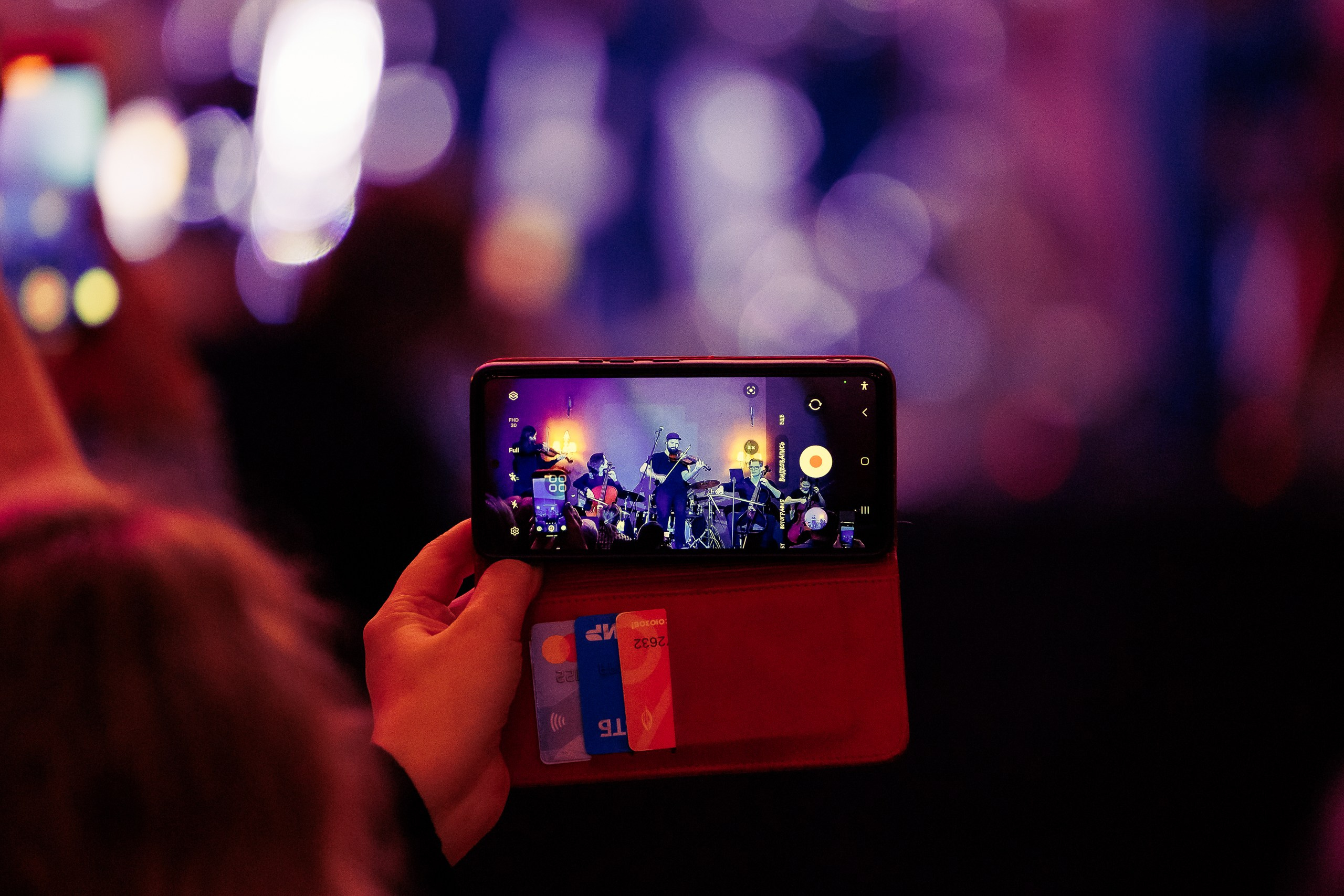 Концерт ATOMIC CELLOS в пространстве FREEDOM. Фотограф в Санкт-Петербурге — Сергей Петров