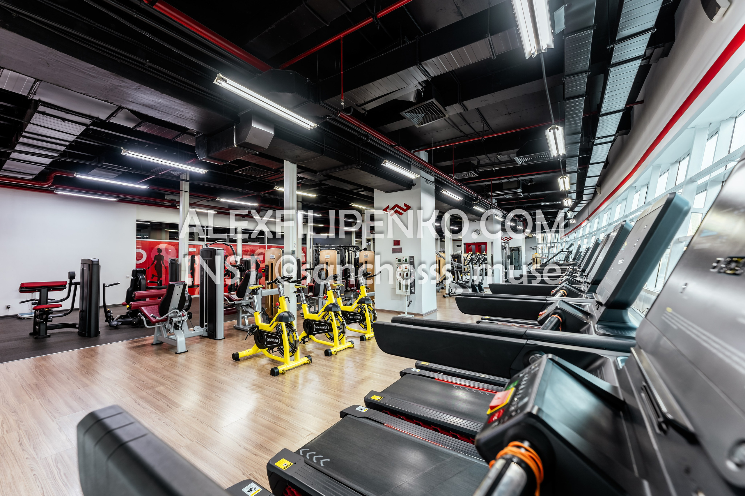 WORKOUT Достык 18. Фотограф интерьера недвижимости и архитектуры в Астане