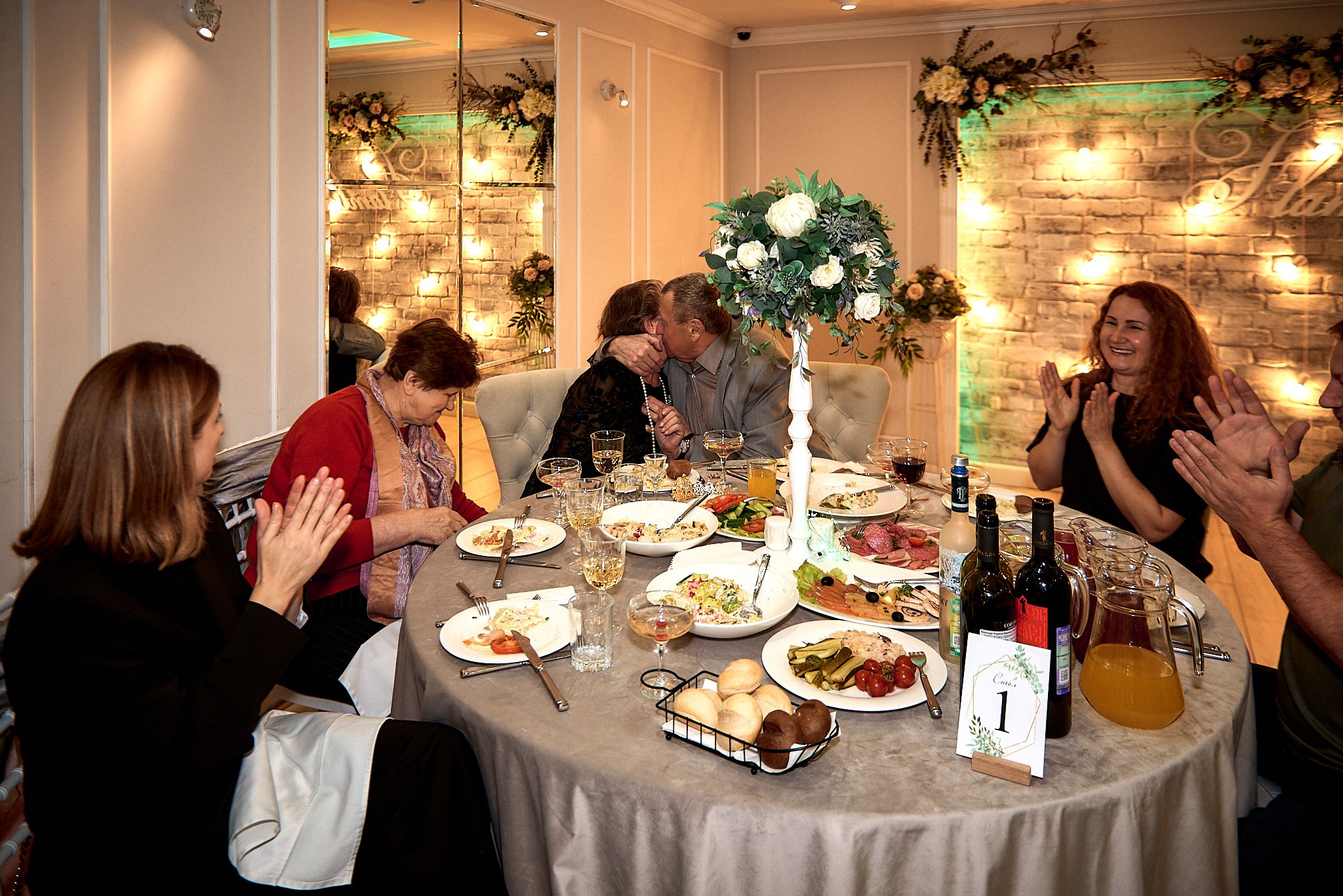 55 лет 💕. Свадебный фотограф, видеограф, рилсмейкер в Санкт-Петербурге и Москве