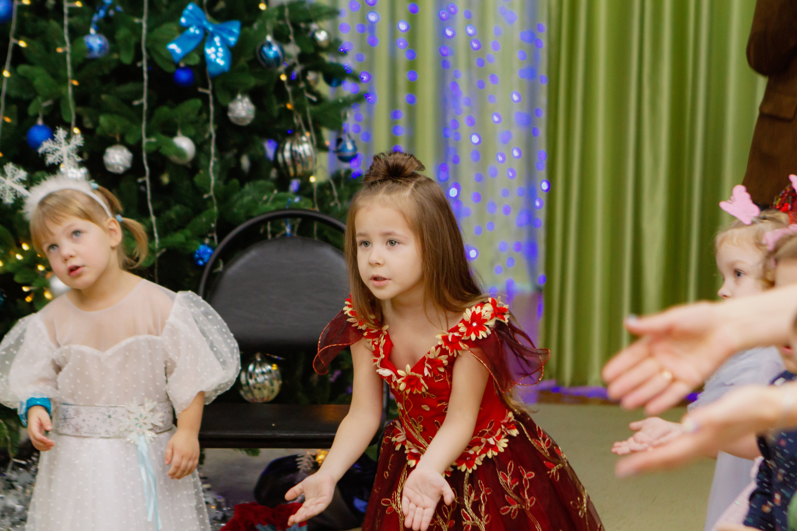 Фотосъёмка новогоднего утренника. Фотограф в Екатеринбурге Пойгина Елена
