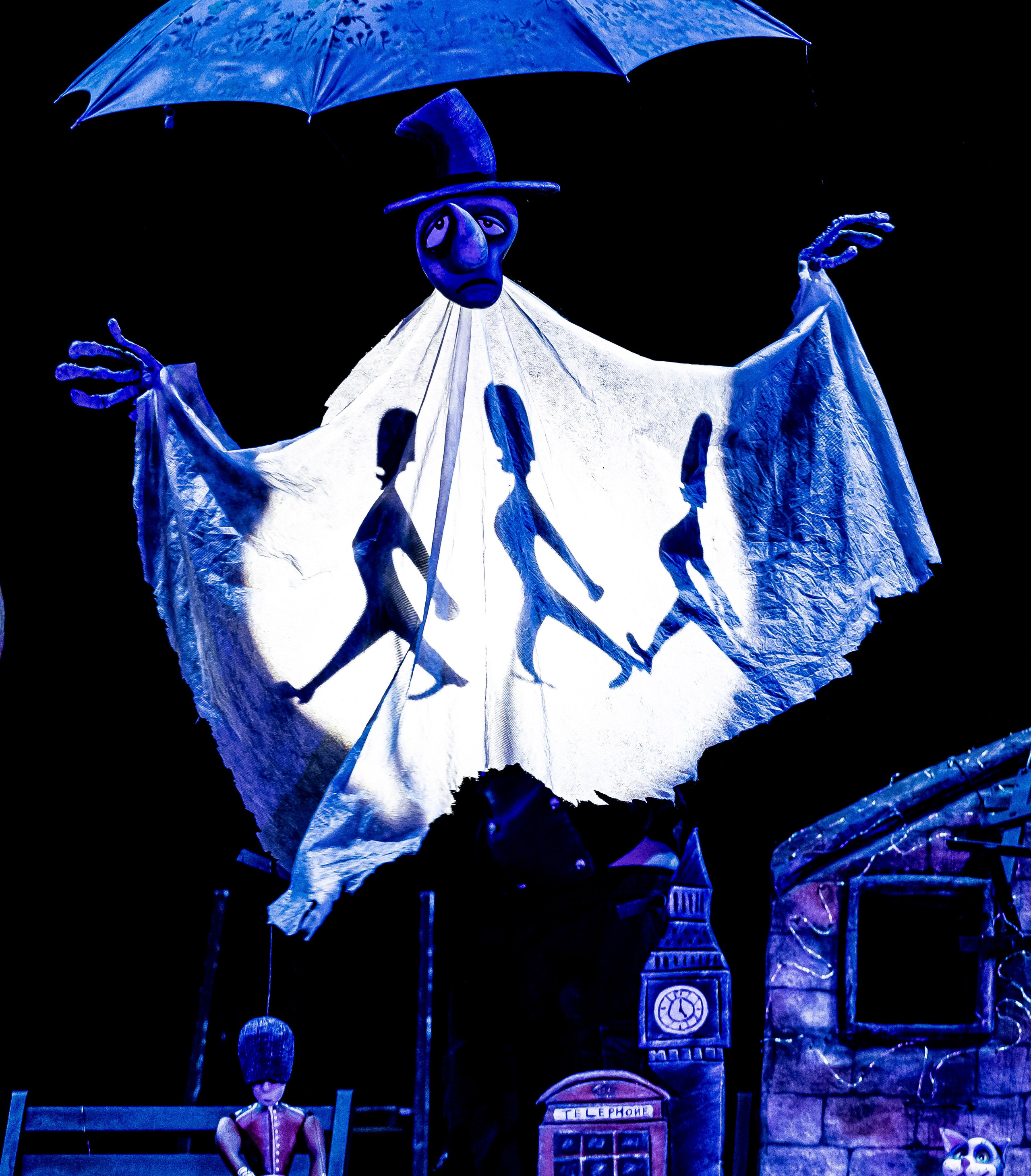 Человек с луны — спектакль кукольного театр Саквояж. Фотограф в Сочи Юрий Шептаев