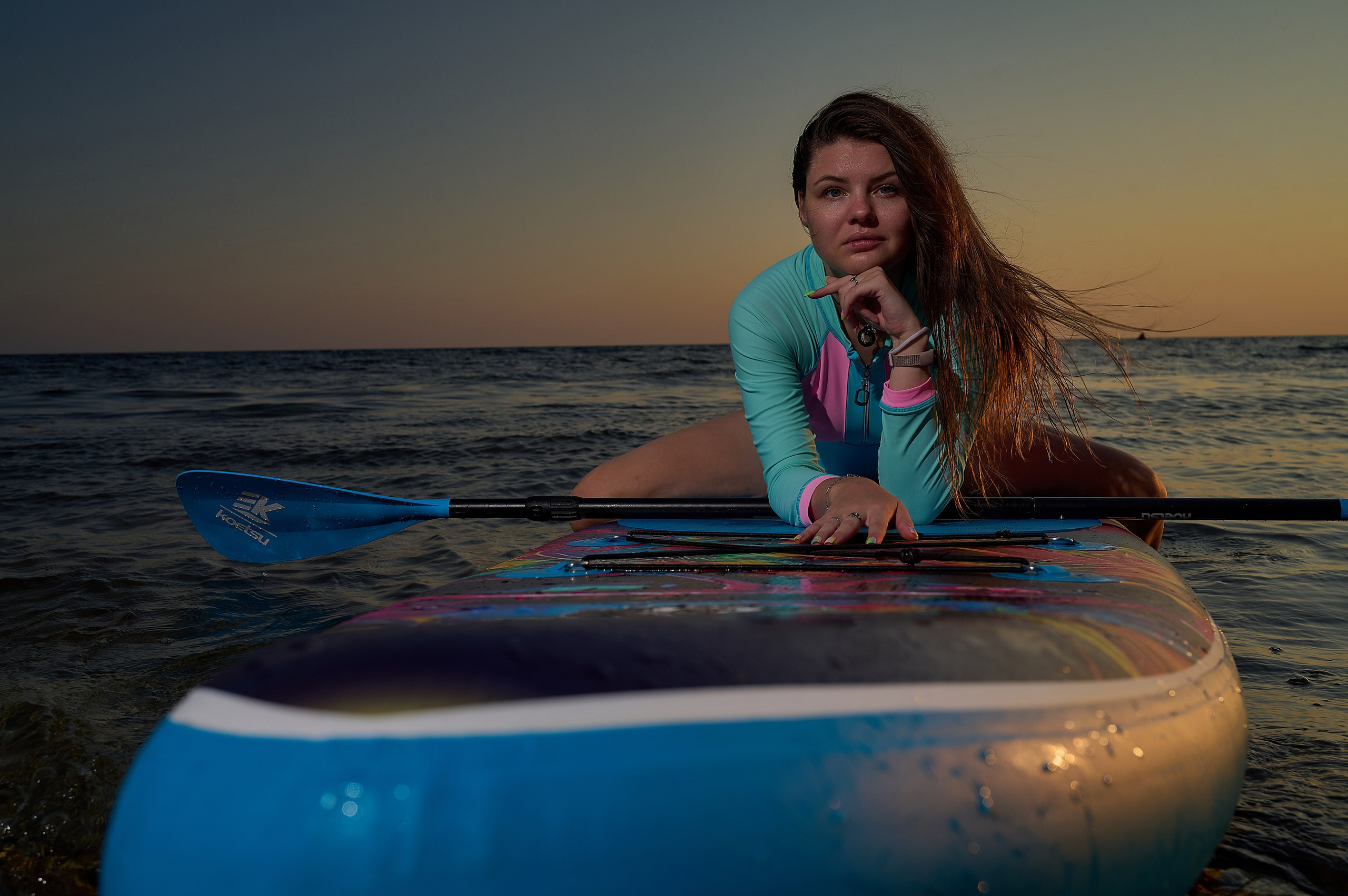 Фотосессия на море в закате. Портретный фотограф в Краснодаре Евгений Карпов