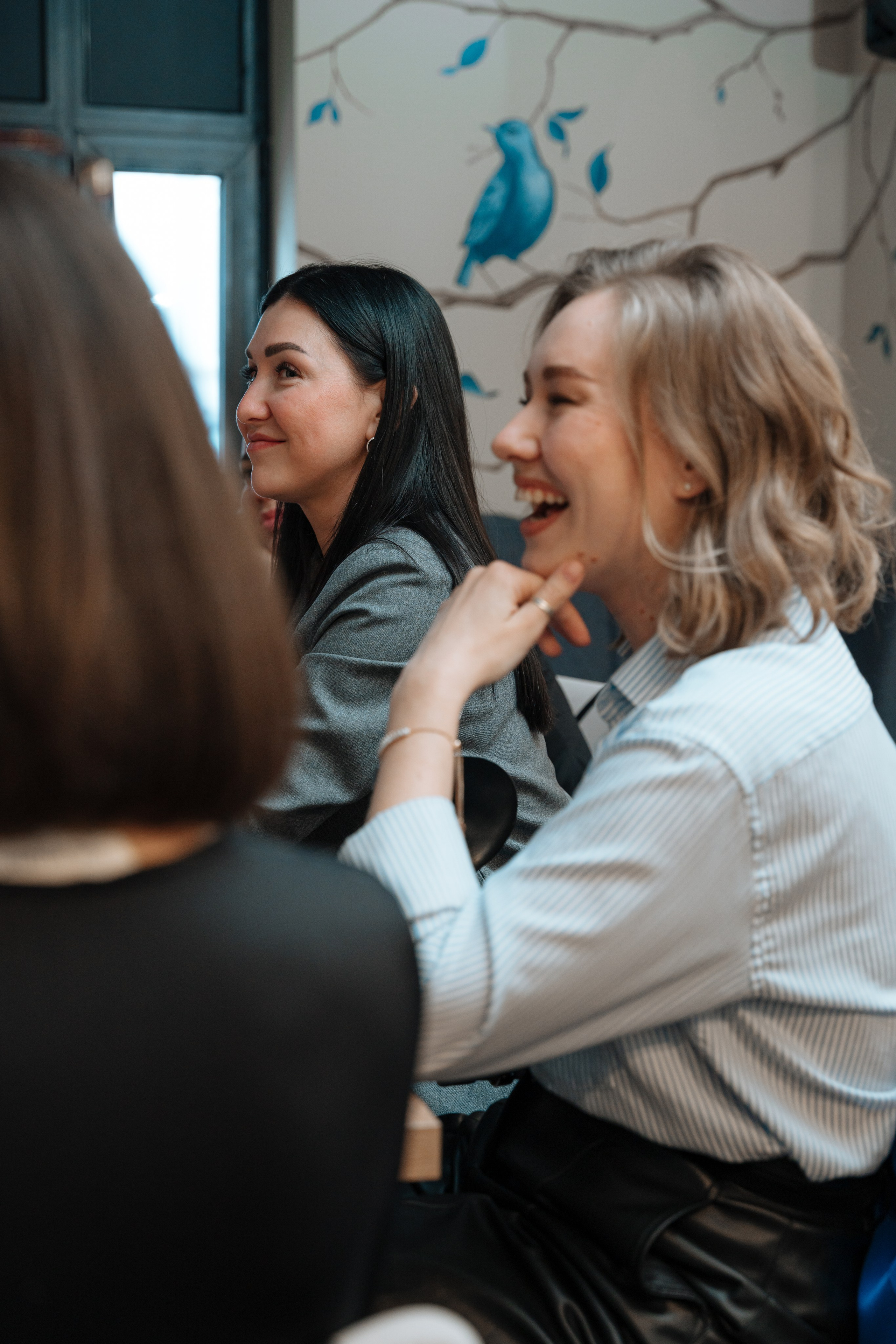 Мафия. Бар FINCH. ЖЕНСКИЙ КЛУБ LAXMI. Портретный фотограф в Санкт-Петербурге Дмитриева Наталия