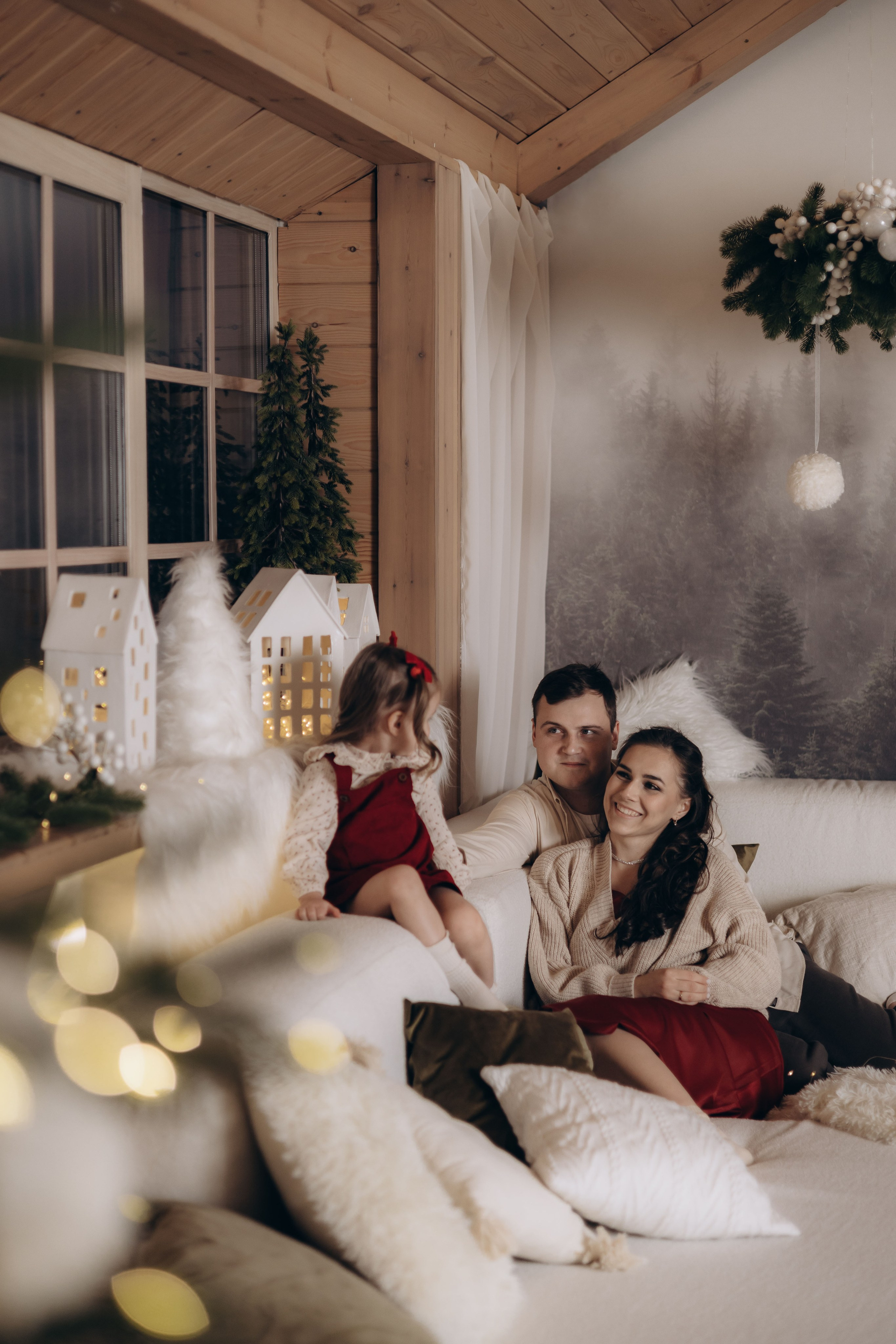 Ирина, Вадим и Милана. Свадебный и семейный фотограф в Новосибирске Дарья Кель