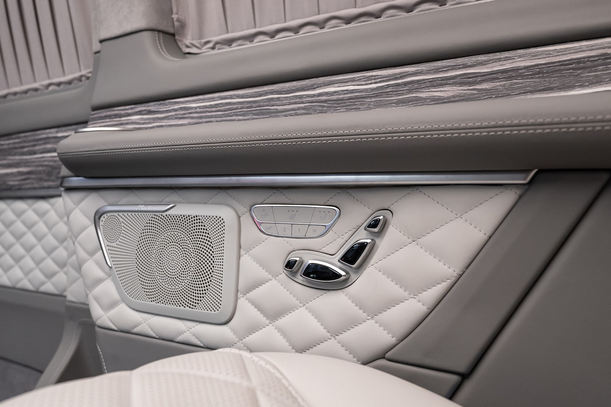 V-Class Glossy. Автомобильный фотограф в Москве | Базилев Александр