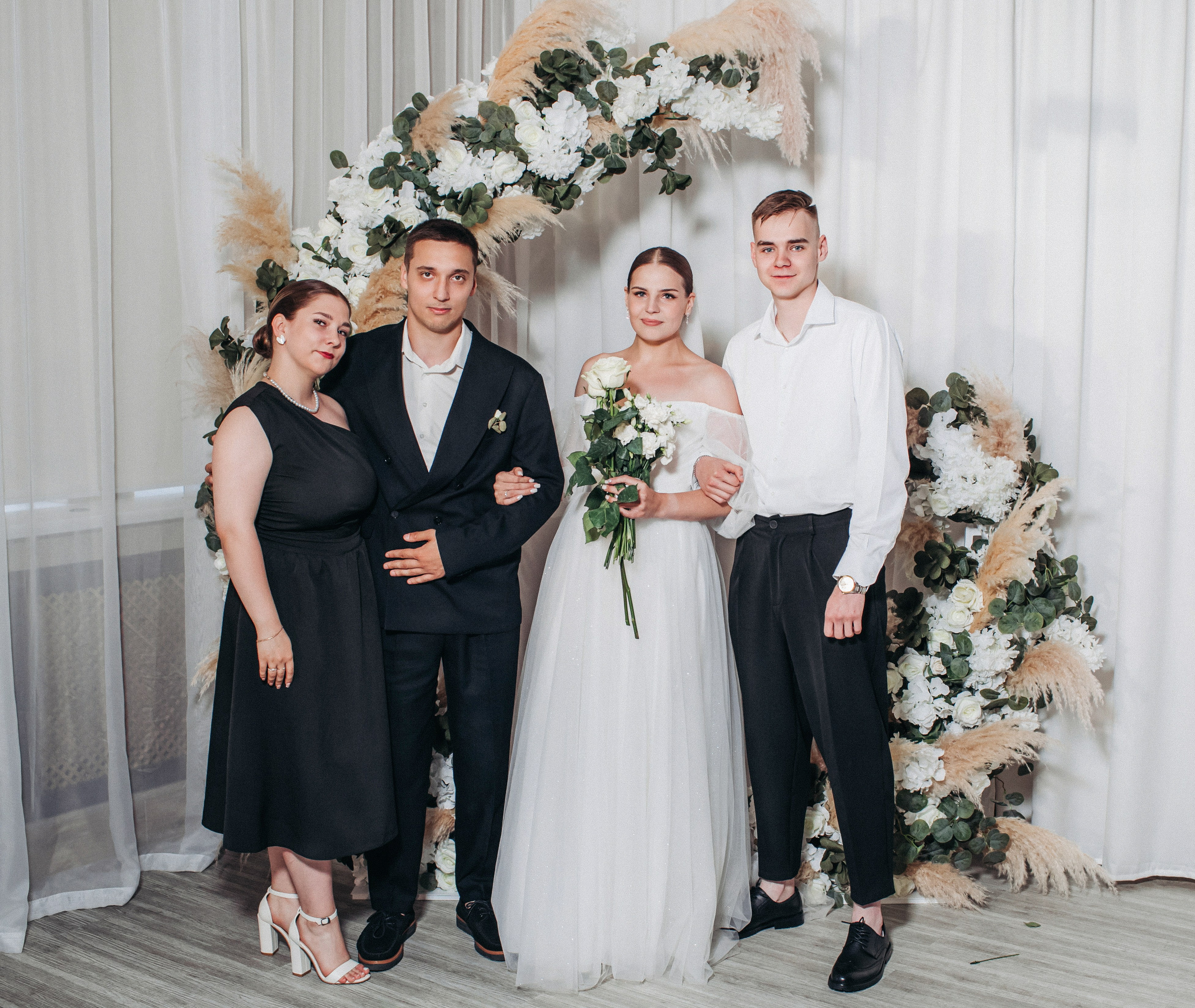 Vlad & Nadya (Saint-Petersburg, Russia). Destination wedding photographer Peter Letu