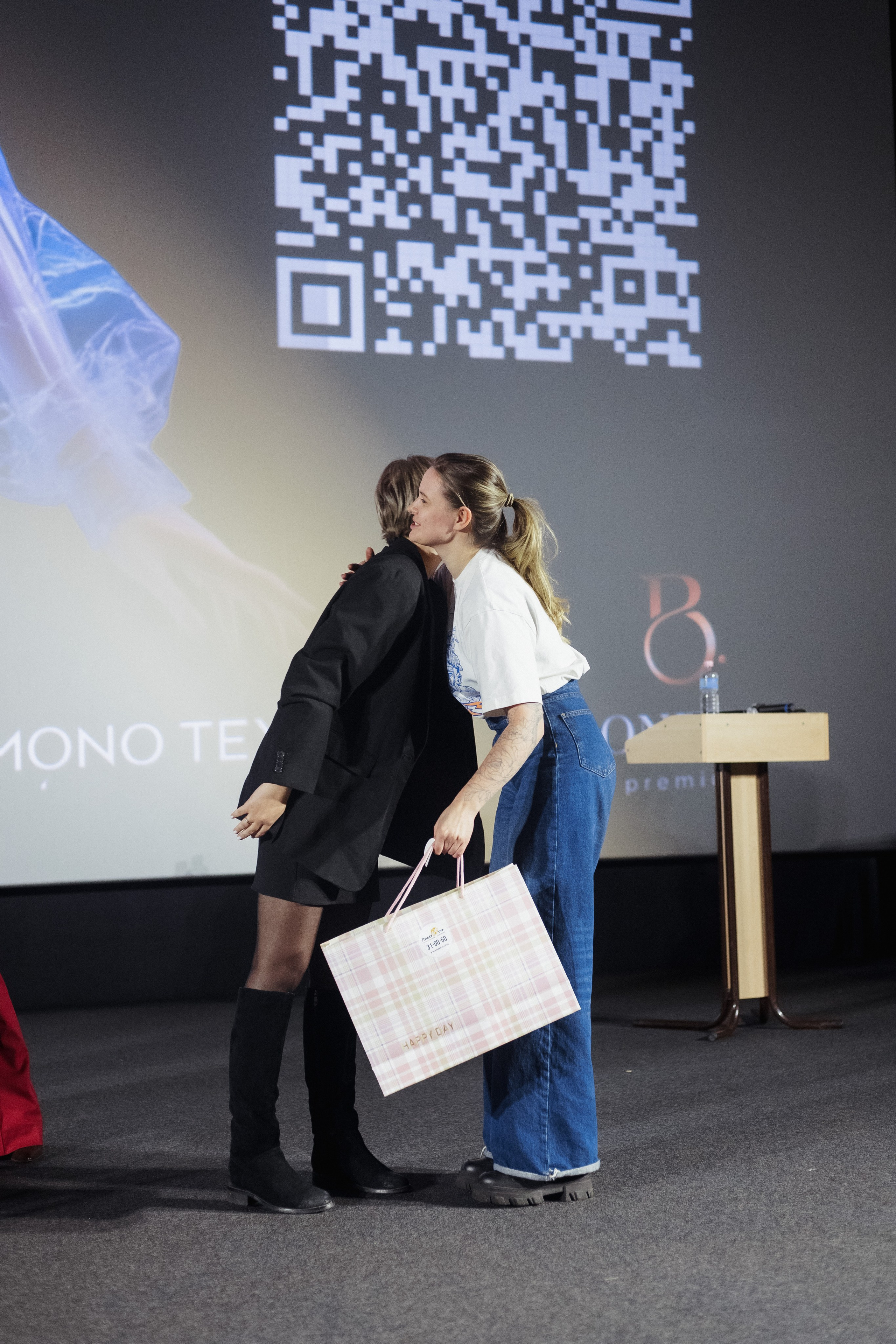 ФЭШН КОНФА. СВОИ. ФОТООТЧЕТЫ-СОБЫТИЯ-МЕСТА