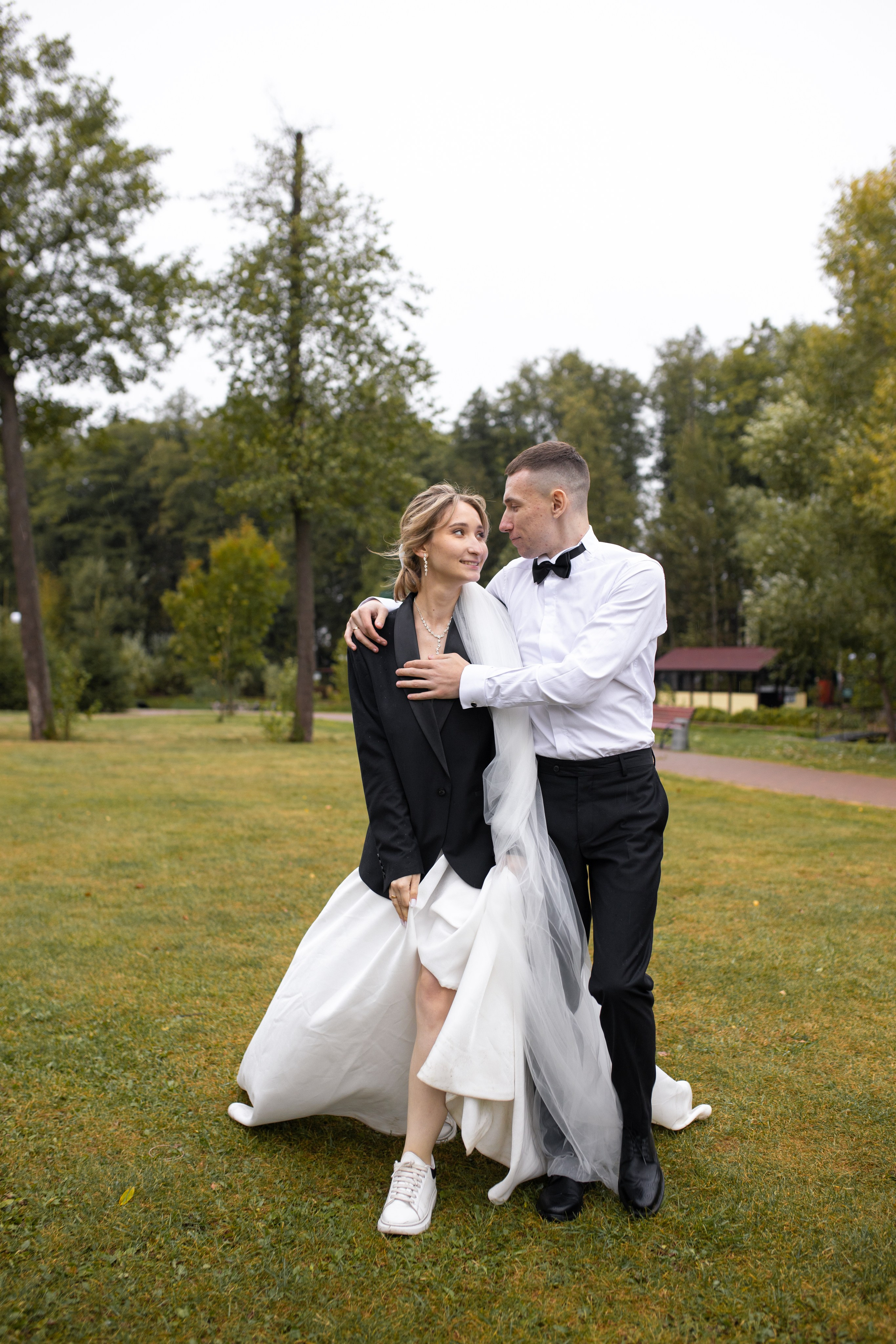Свадебная фотосессия в отеле Ареал. Фотограф в Железнодорожном и Балашихе