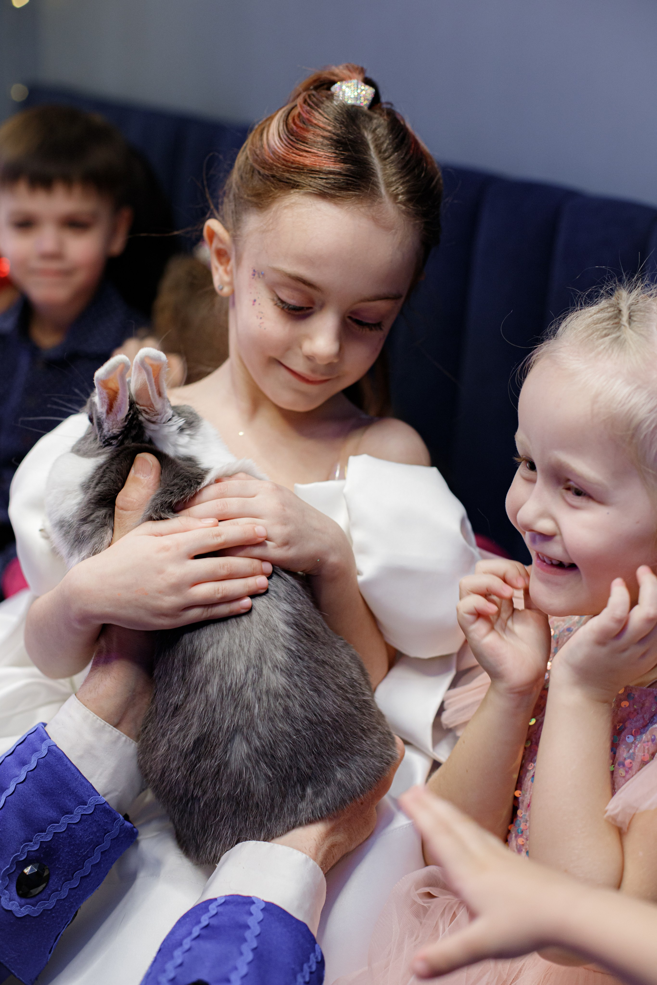 ASIA'S BIRTHDAY PARTY. Photokarish