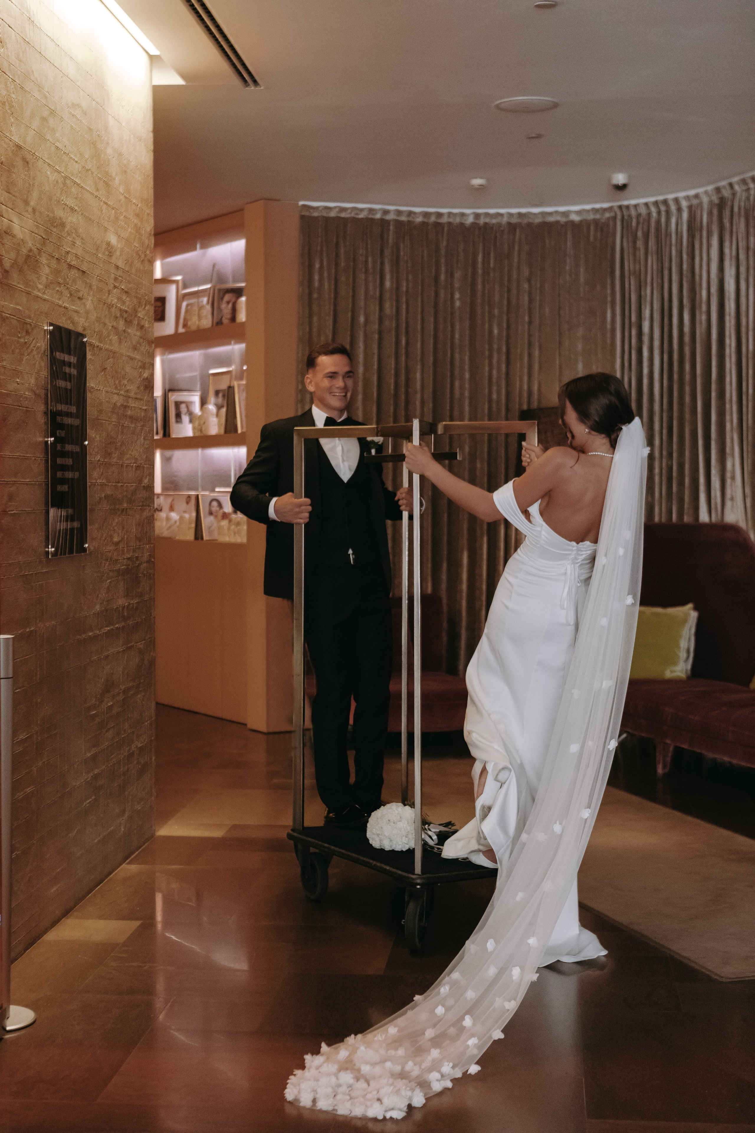 Стильный свадебный кутеж. Свадебный и семейный фотограф Арина Кулёва