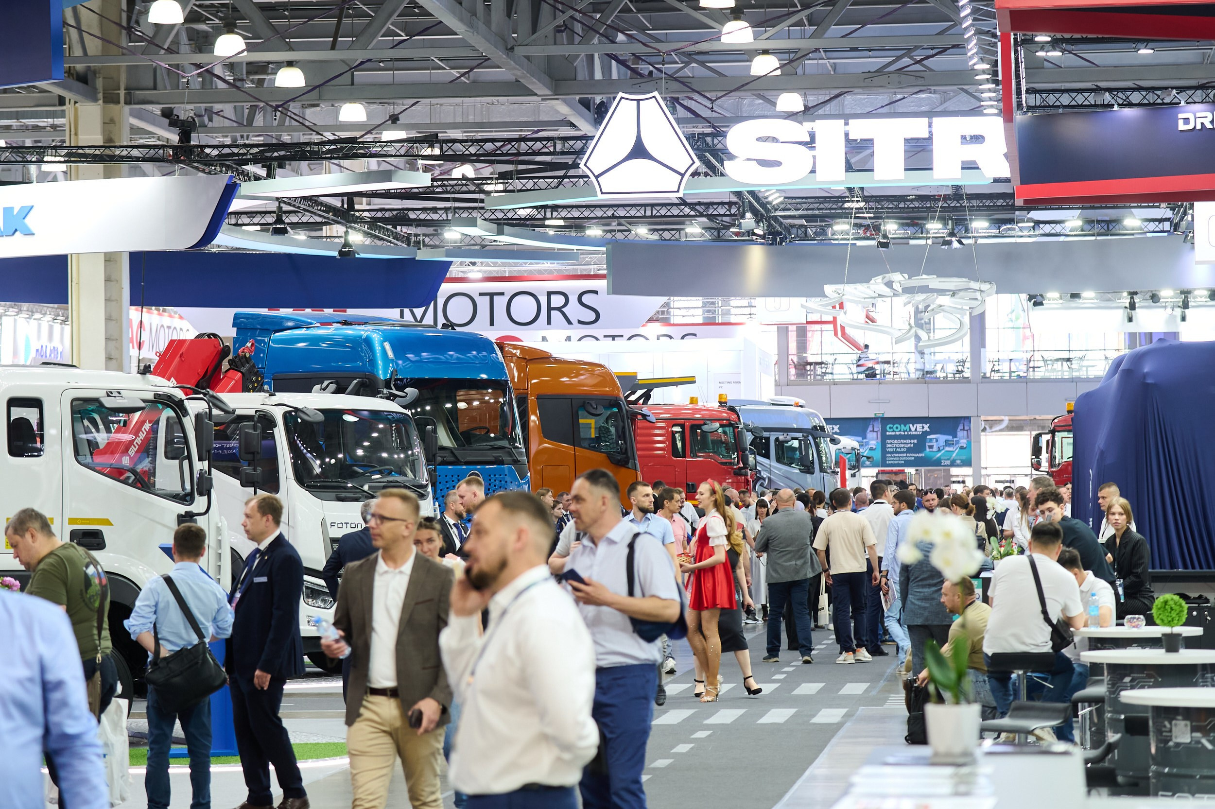 Фотосъемка выставок, стендов и деловых событий — Герман Лепёхин. Герман Лепёхин коммерческий фотограф в Москве: репортаж, портреты, интерьеры, производство