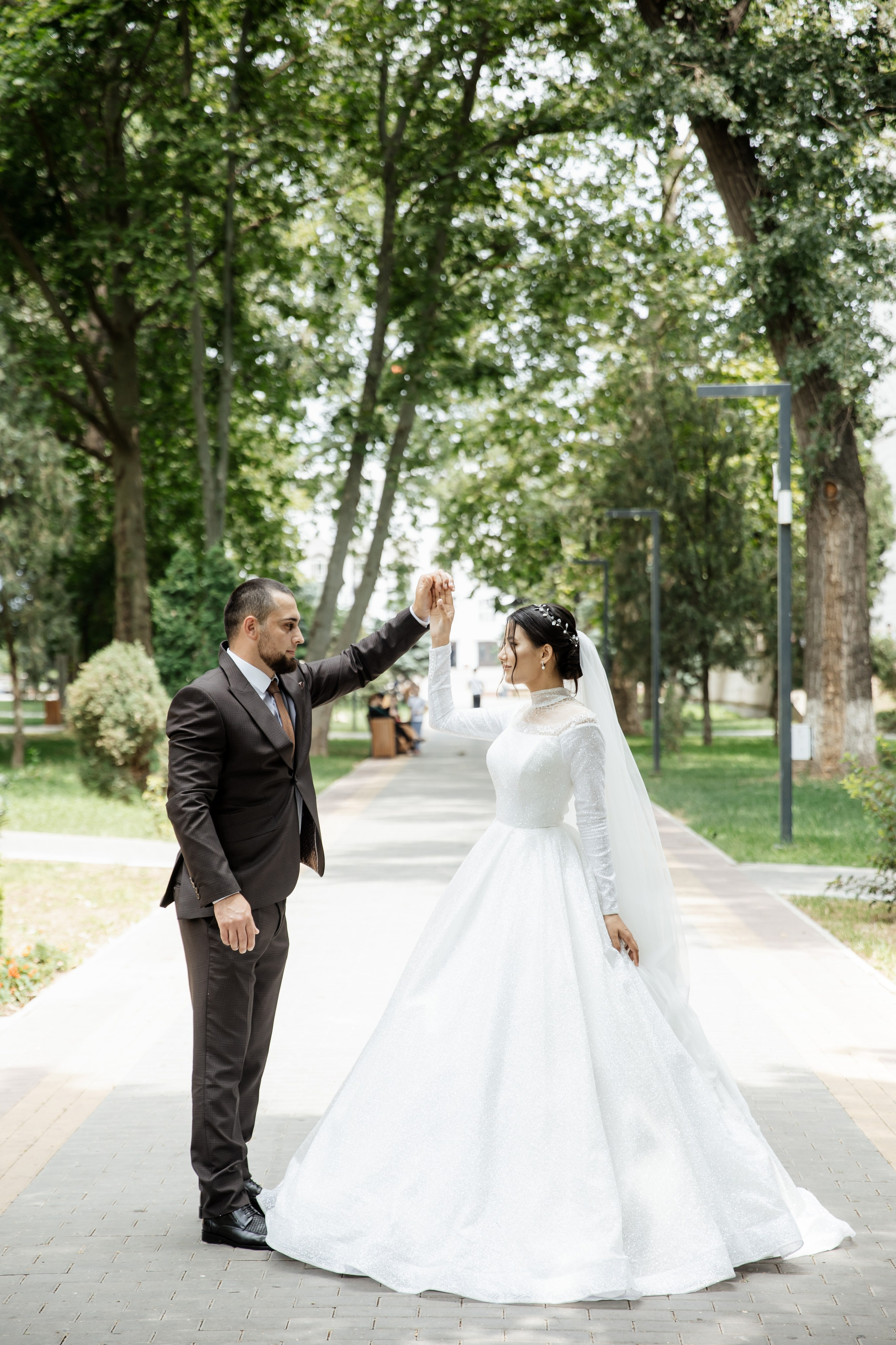 Хаджи и Камила. Omar Shapiev