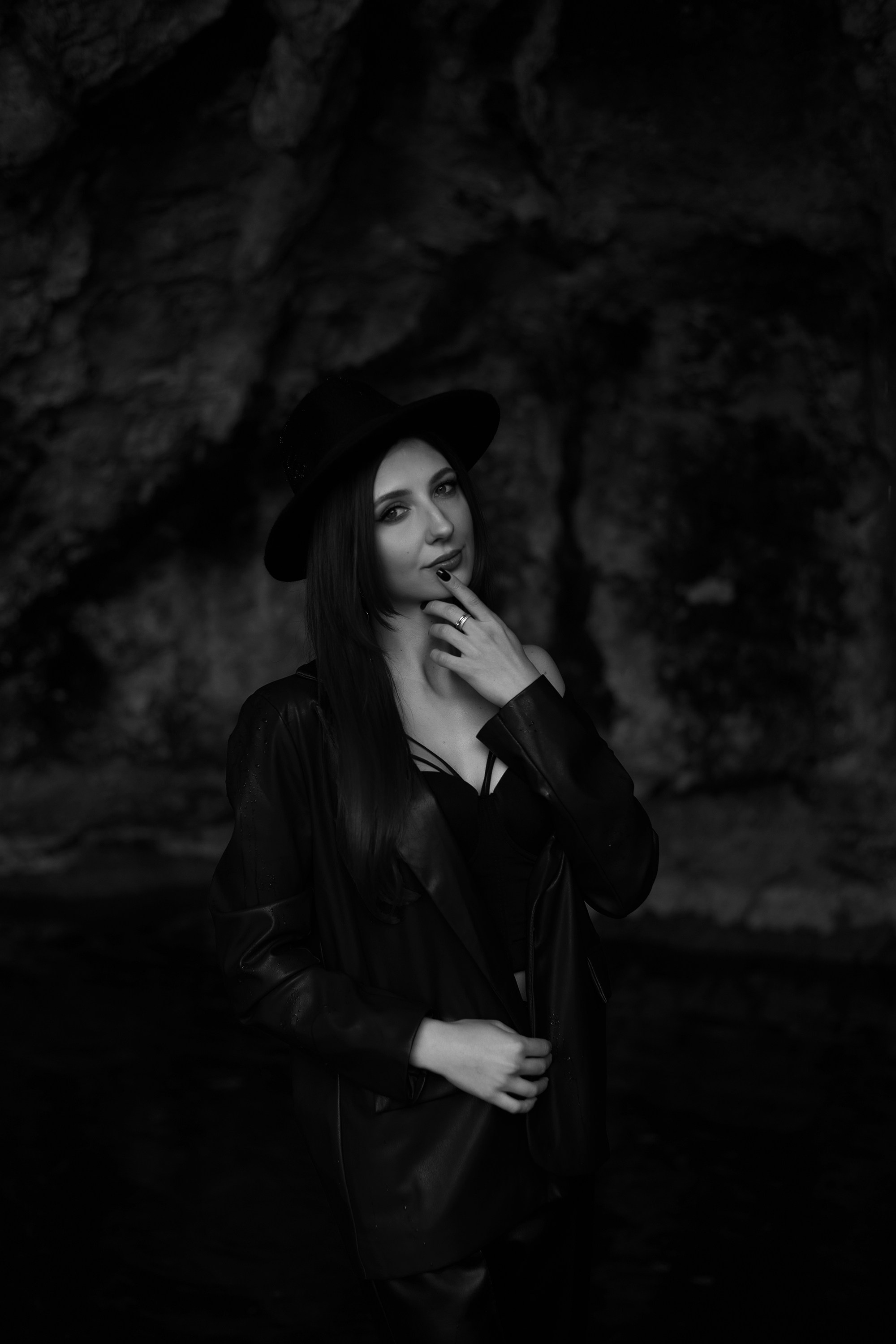 Тишина в разрезе скалы. Фотограф Александр Кудинов, Крым: Легкие съемки, живые эмоции