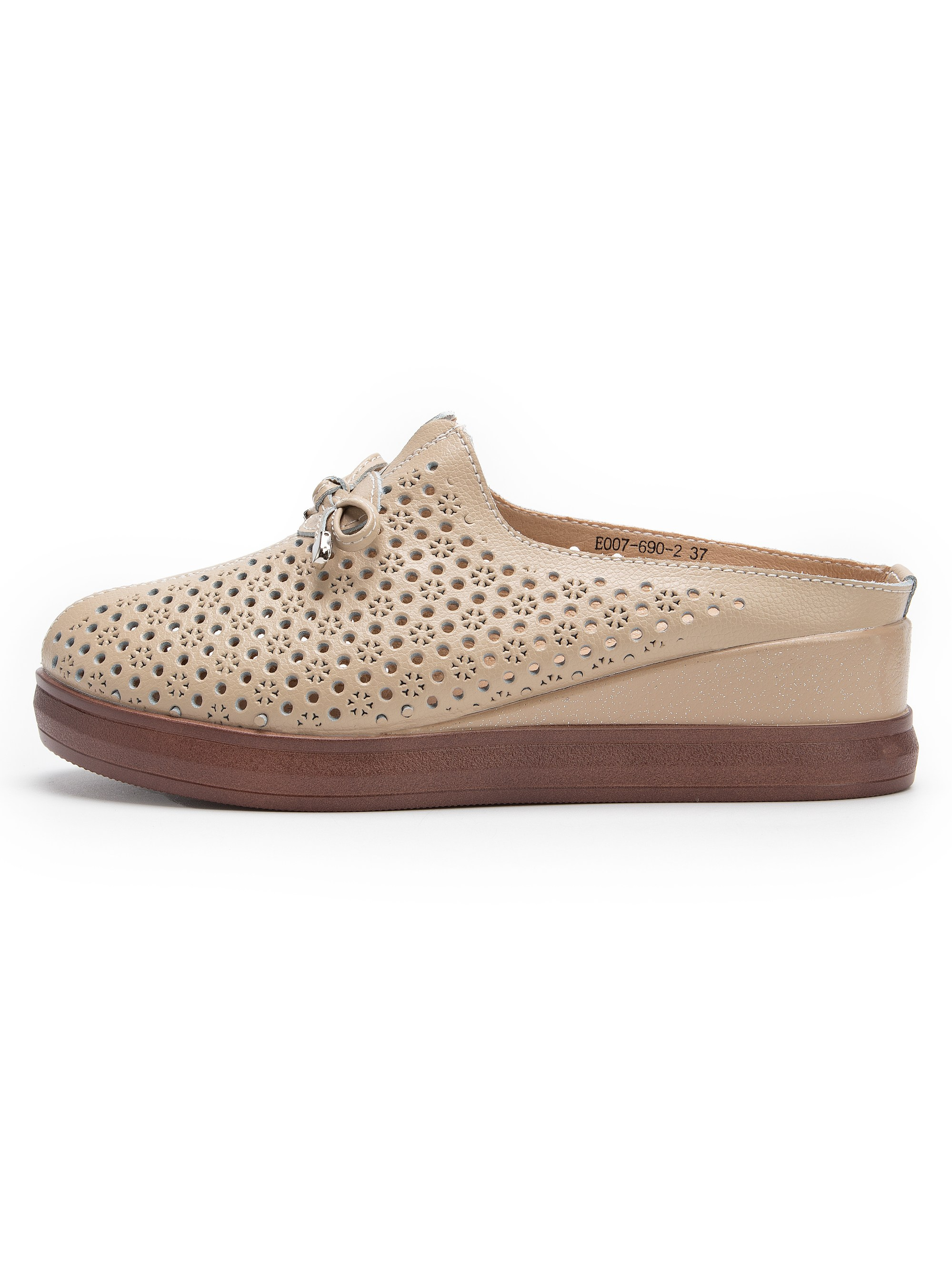 Каталожная фотография обуви. Фотограф в Москве Егор Гончаров