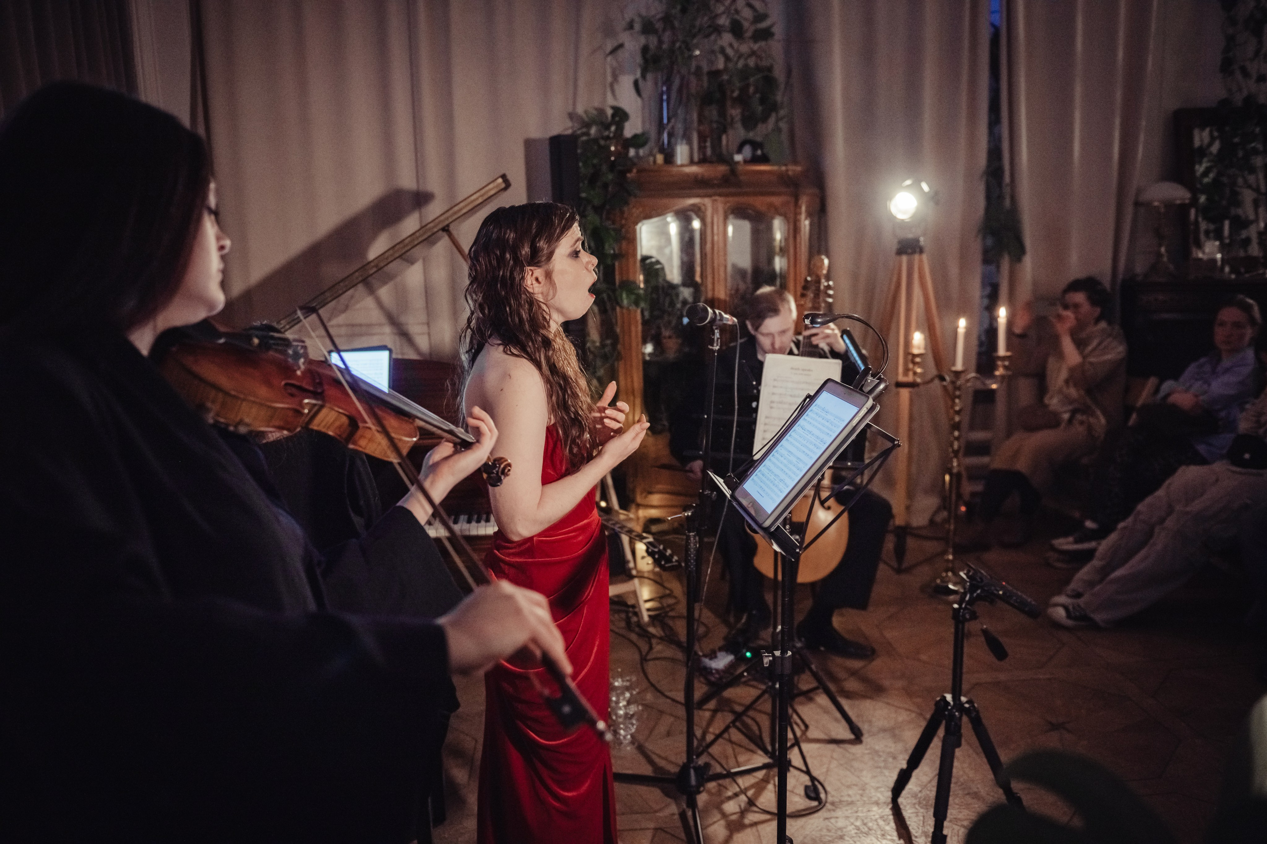 Саша Балакирева CONCERT. Фотограф Алёна Липатова. Репортаж. Портрет. Москва