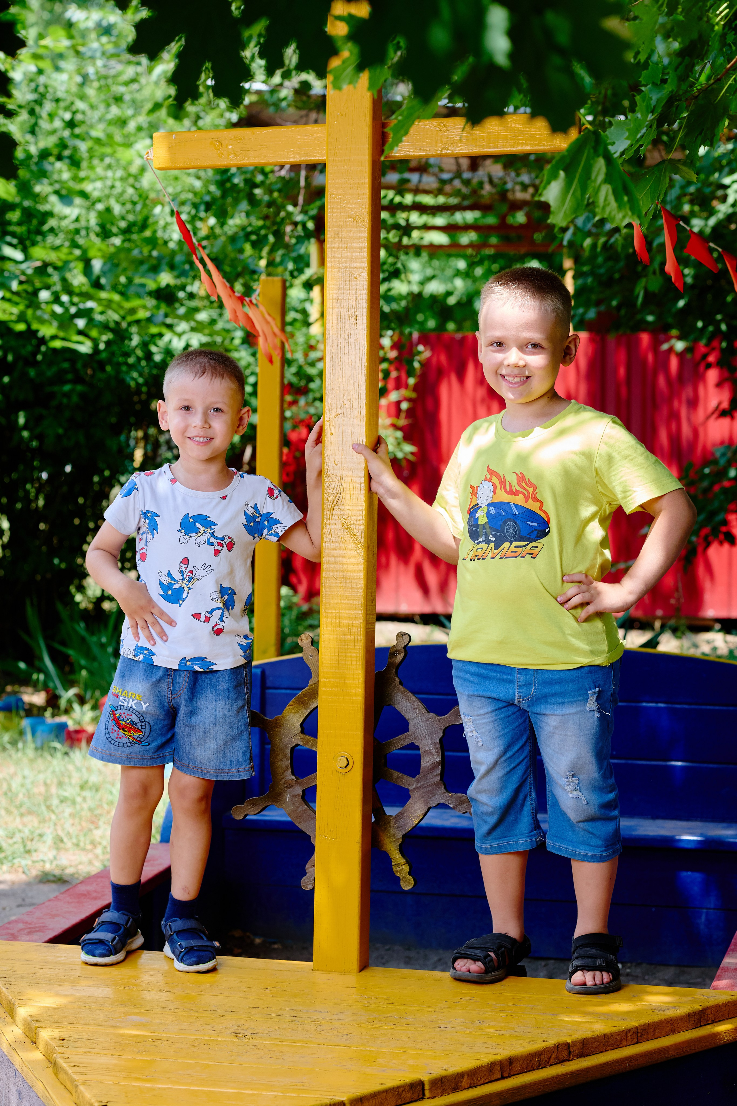 Пример летней съемки в детском саду № 92 Старшая группа Радуга. Фотограф Выпускные альбомы Таганрог Сергей Коробченко