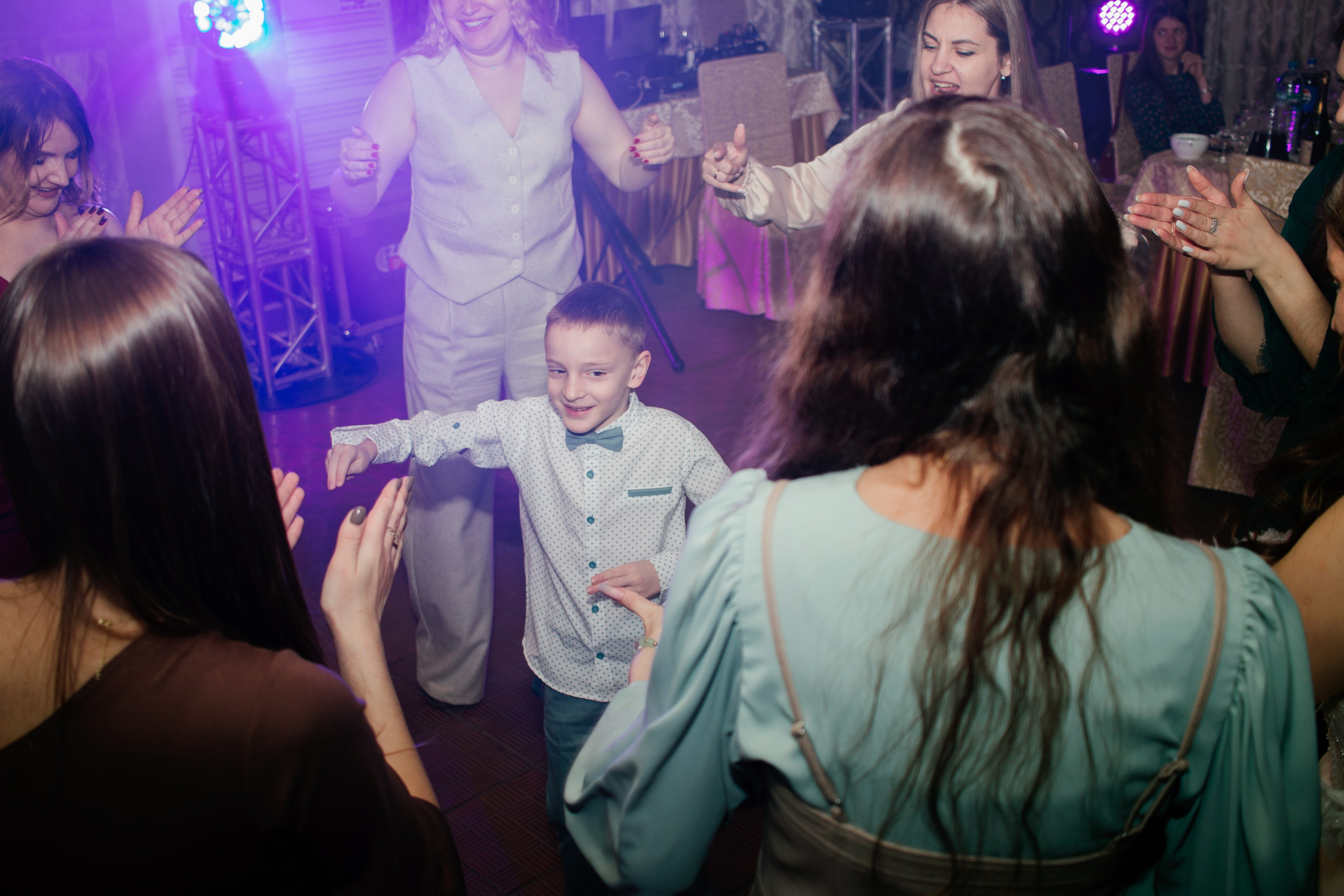 Репортажные фото свадеб, выпускных, других торжеств. Тори Ма | фотограф из Луганска Виктория Марченко