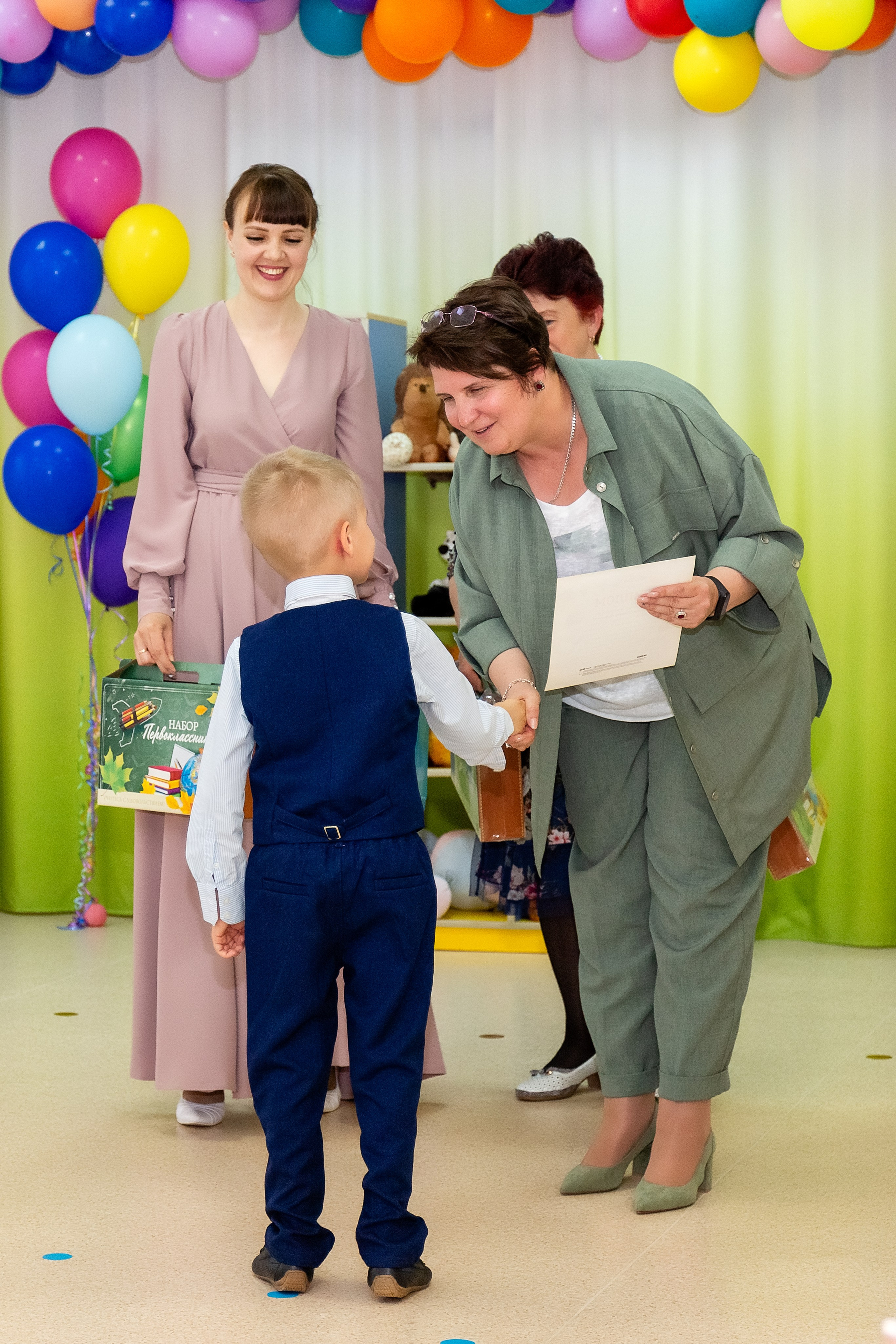 Выпускной. Детский сад «Тигрёнок». Стильный выпускной альбом Владивосток фотограф Вероника Мигачева