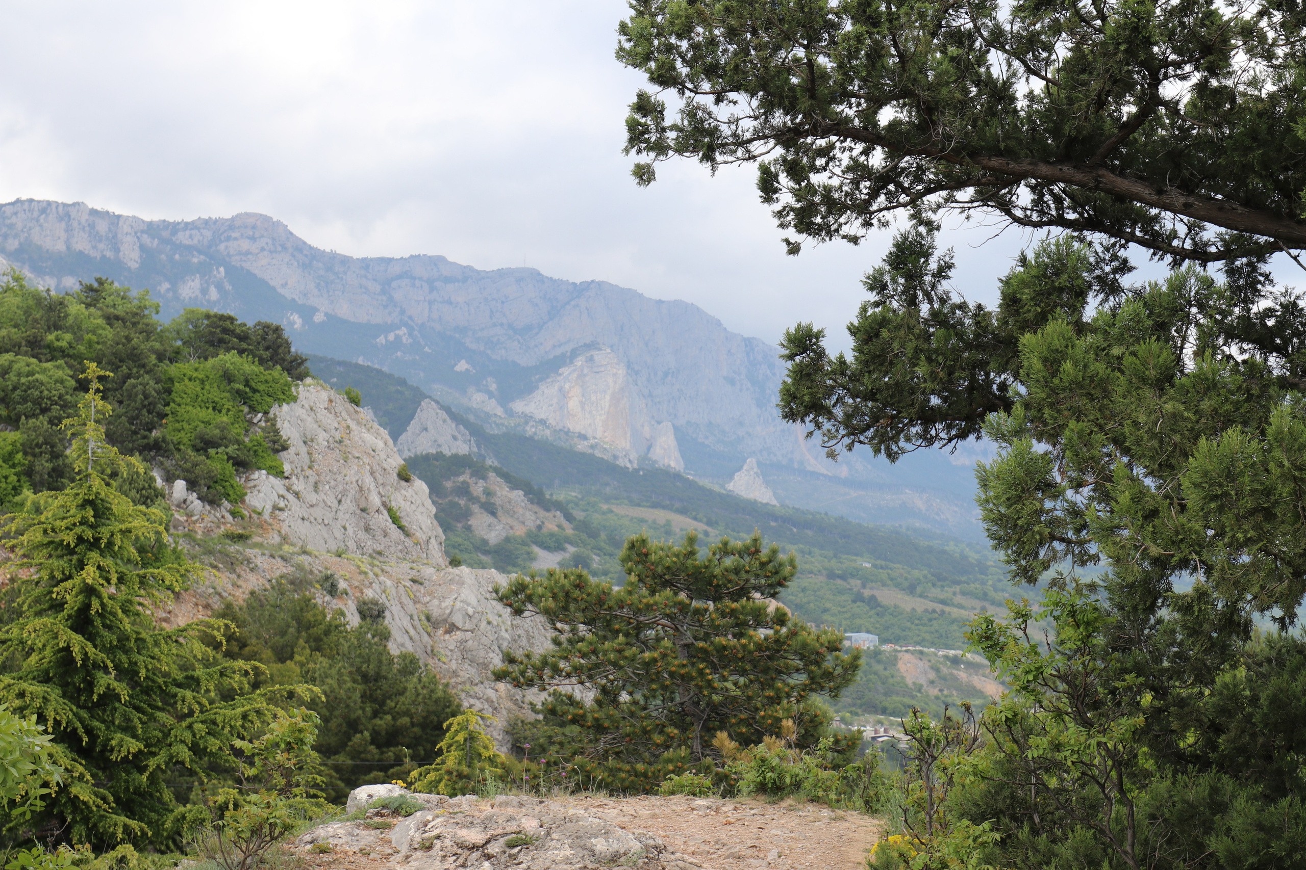 Крым. ЮБК (Бахчисарай, Демерджи, Судак). Первый скалолазный выезд. Май 2019. Путешественник-фотограф из Санкт-Петербурга Татьяна Свистулина